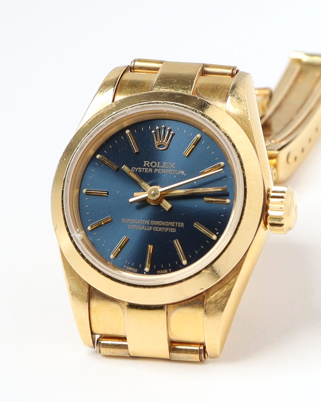Rolex Lady-oyster Perpetual 26mm 18k Gold 1991 Watch In Gold