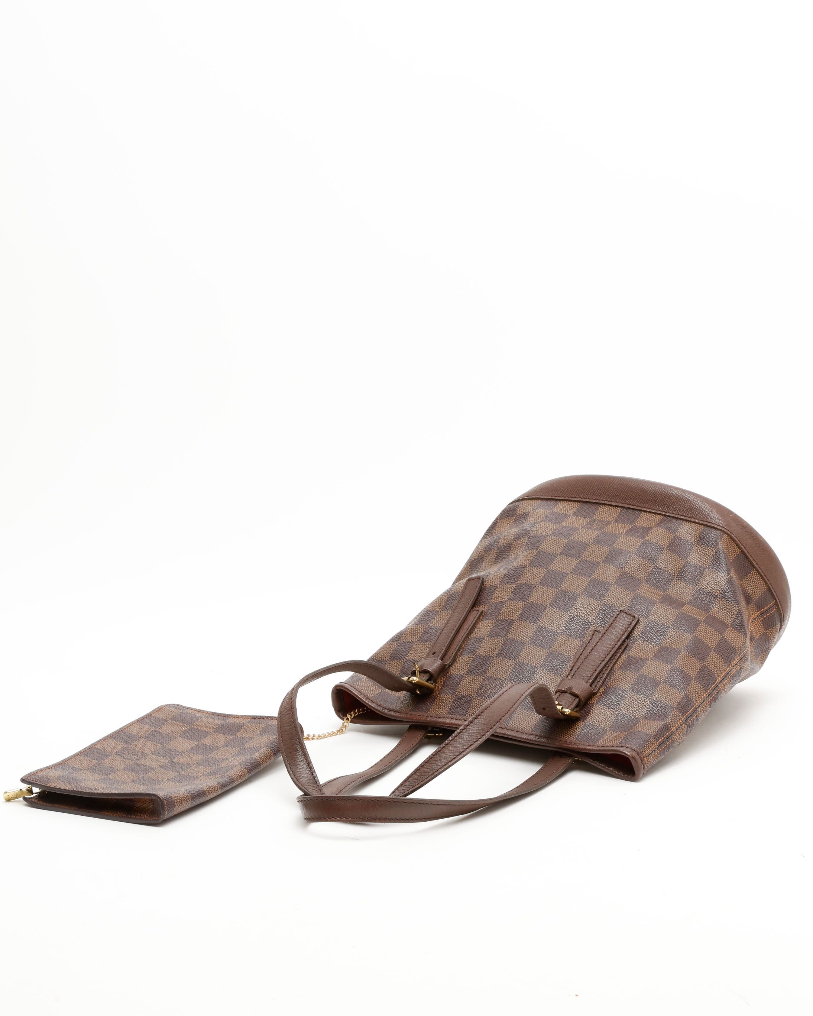 Pre-owned Louis Vuitton Damier Ebene Marais Bucket Bag In Brown