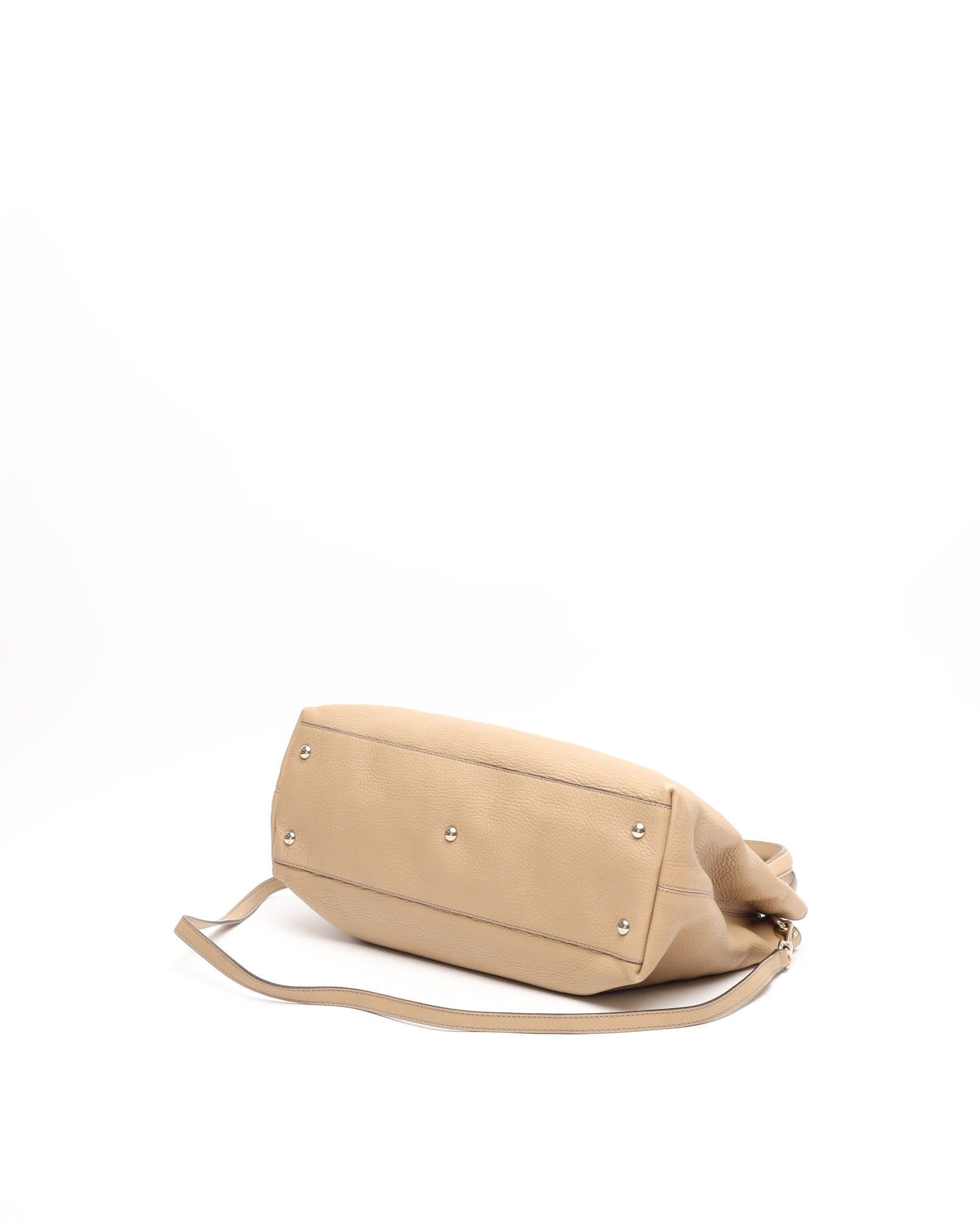 Gucci Gg Soho Tote Bag In Sand