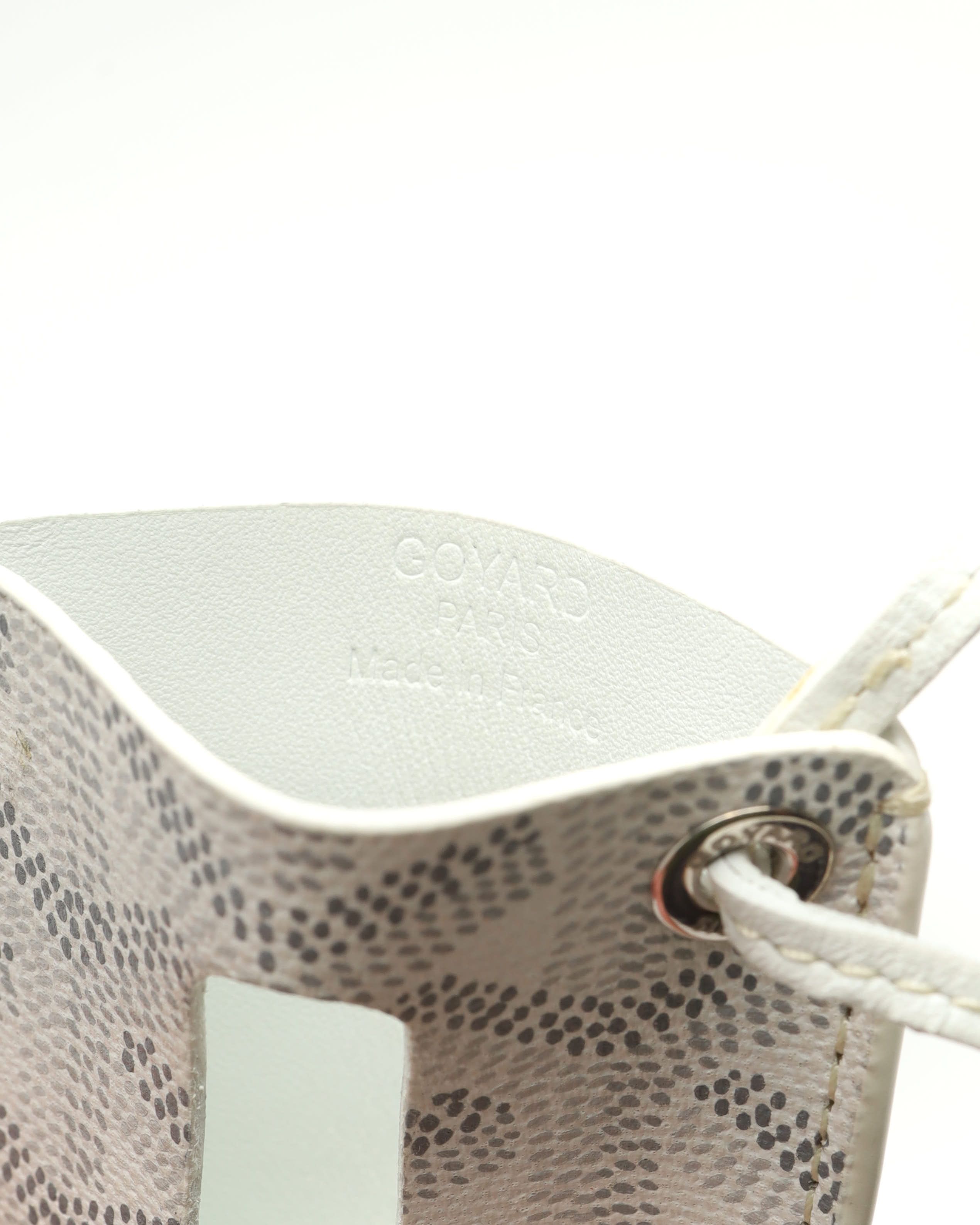 Pre-owned Goyard Card Holder In White