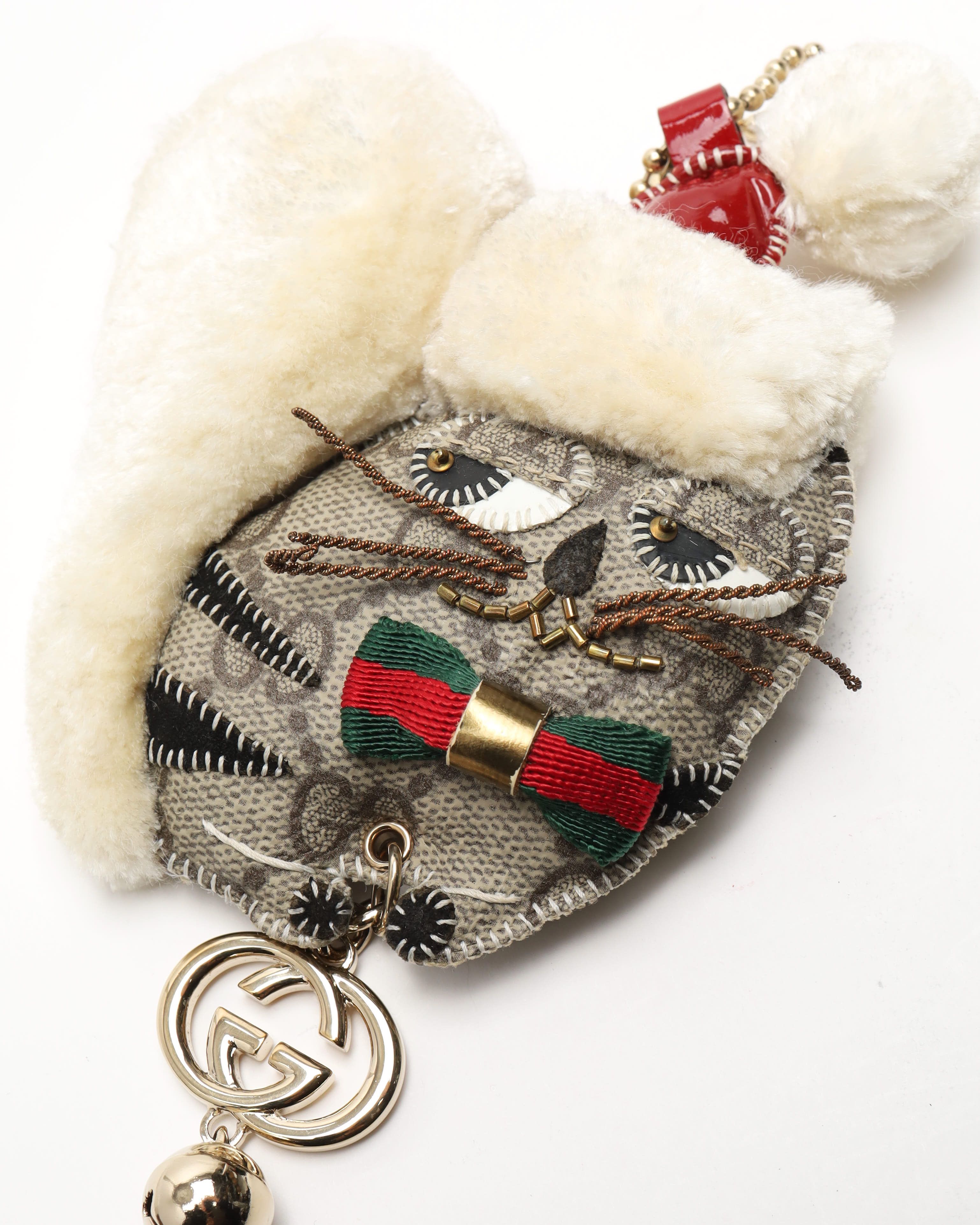 Gucci Oli Cat Charm With Bell In Multi