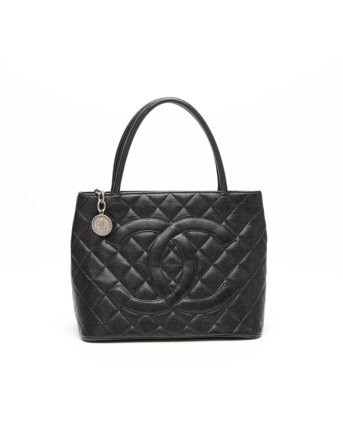 Pre-owned Chanel Caviar Medallion Tote Bag In Black