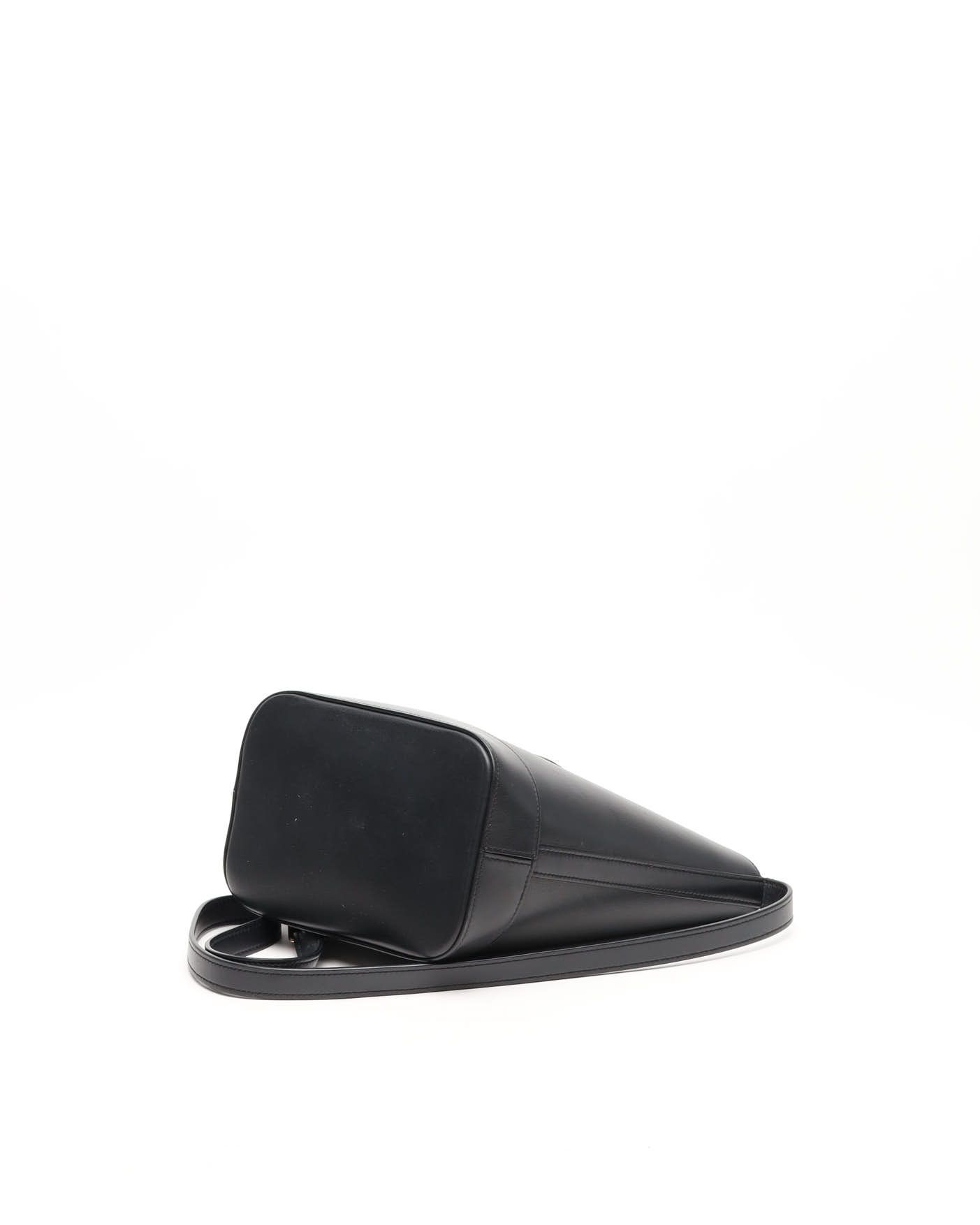 Celine Céline Small Bucket Cuir Triomphe Bag In Black