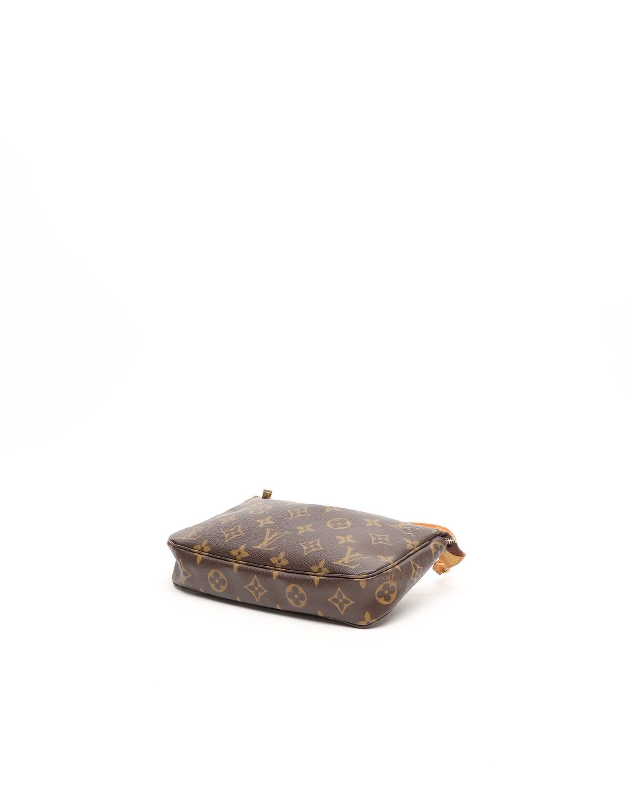 Pre-owned Louis Vuitton Monogram Pochette Accessoires Bag In Brown