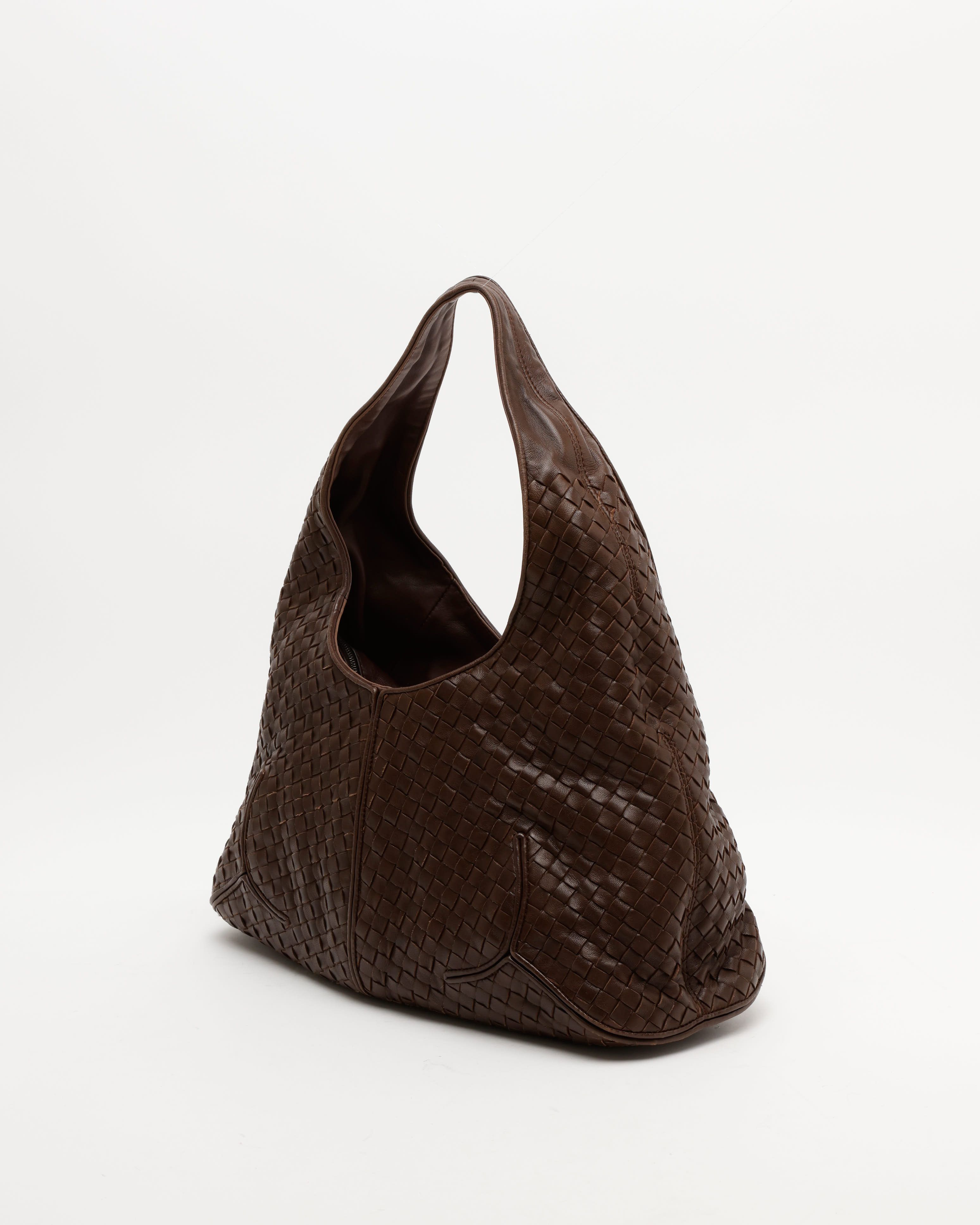 Bottega Veneta Medium Intrecciato Hobo Bag In Brown