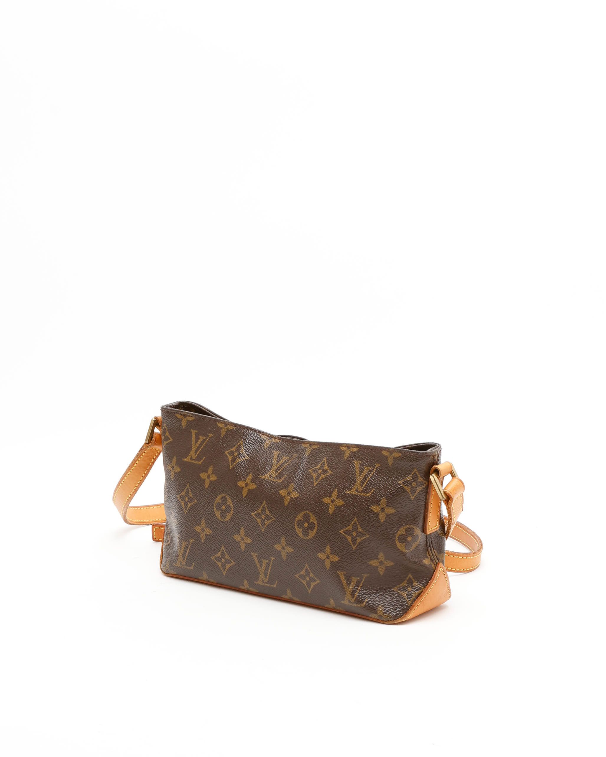 Pre-owned Louis Vuitton Monogram Trotteur Crossbody Bag In Brown