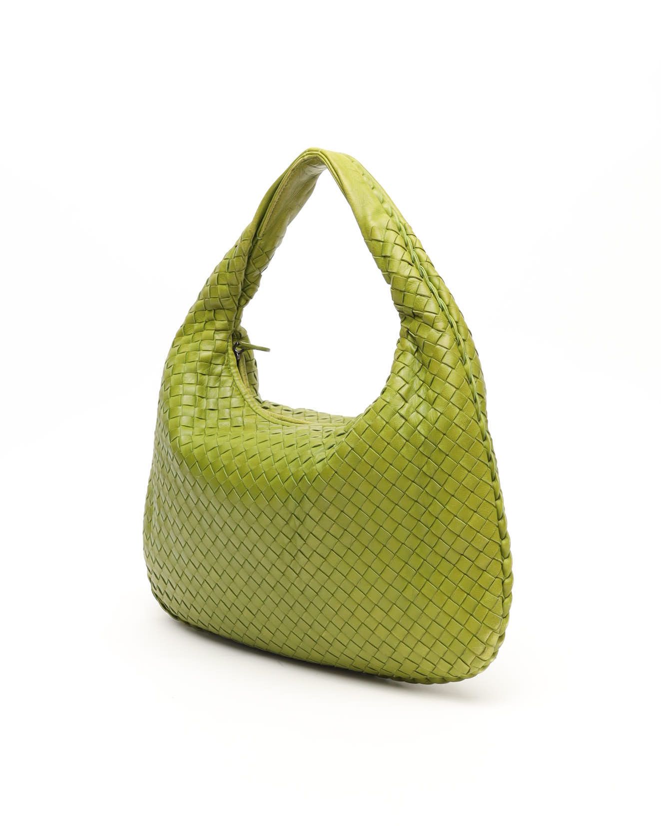 Bottega Veneta Medium Intrecciato Hobo Bag In Green