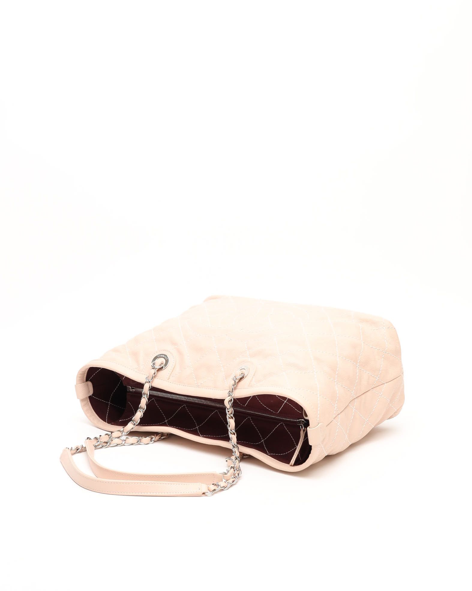 Pre-owned Chanel Cc Caviar Tote Bag In Sand