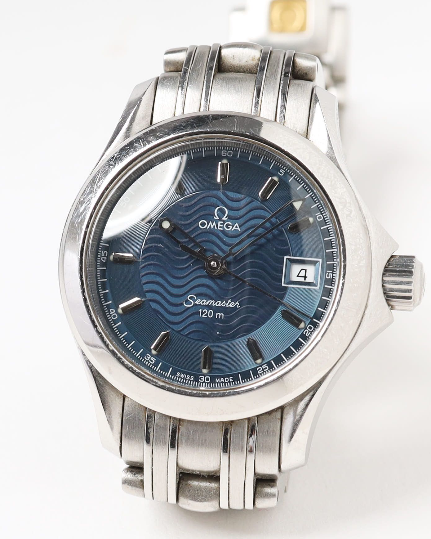 Omega Lady-seamaster 120m 27mm Watch In Metallic