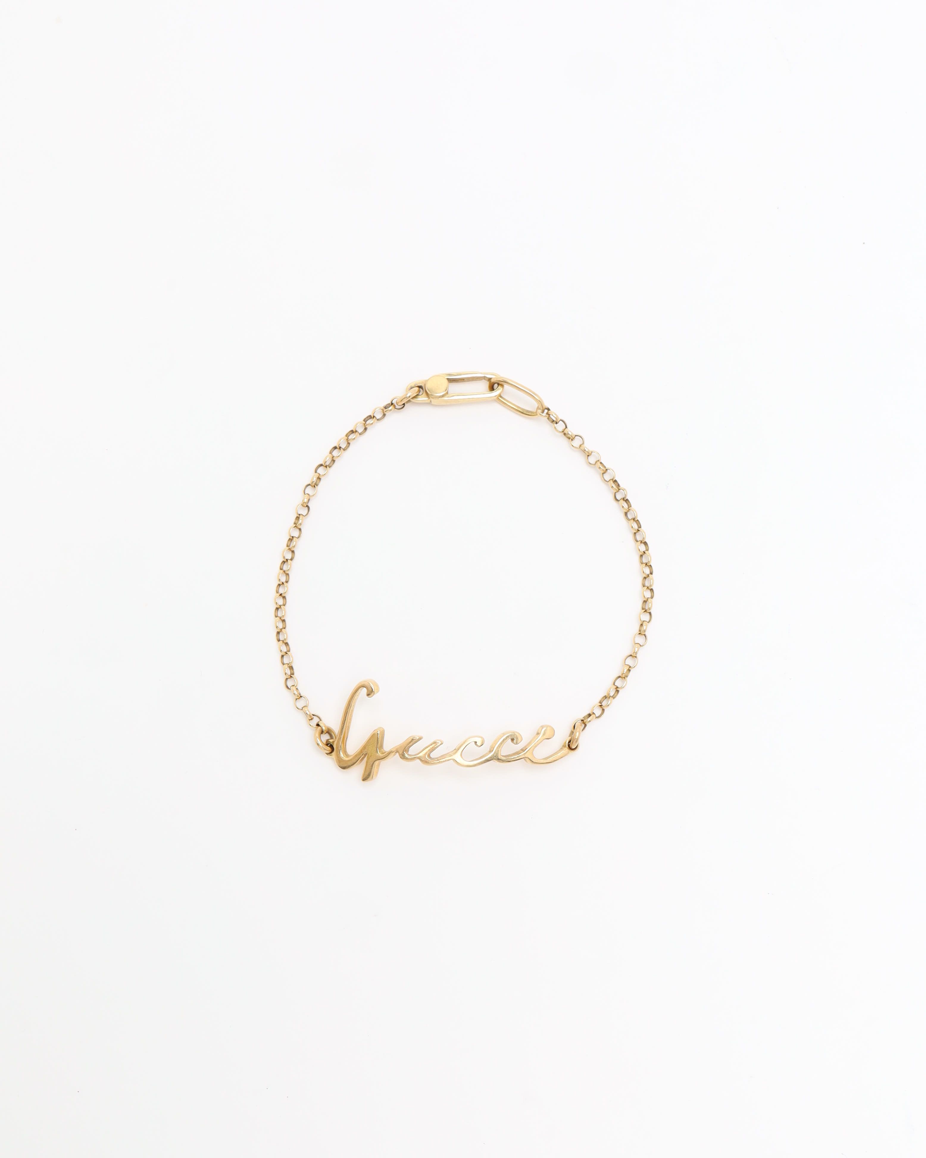 Gucci 18kt Logo Bracelet In Gold
