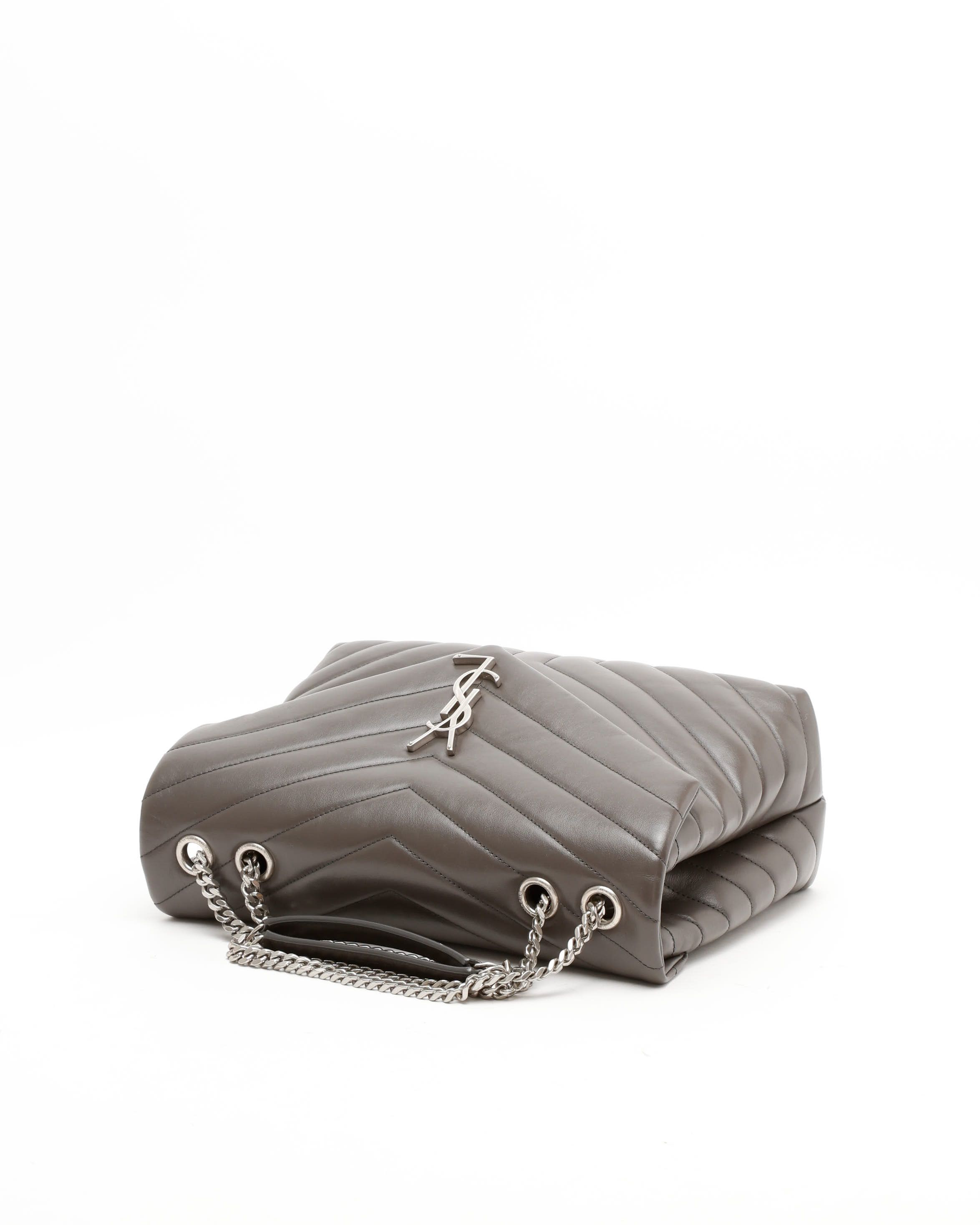 Saint Laurent Medium Loulou Bag In Gray