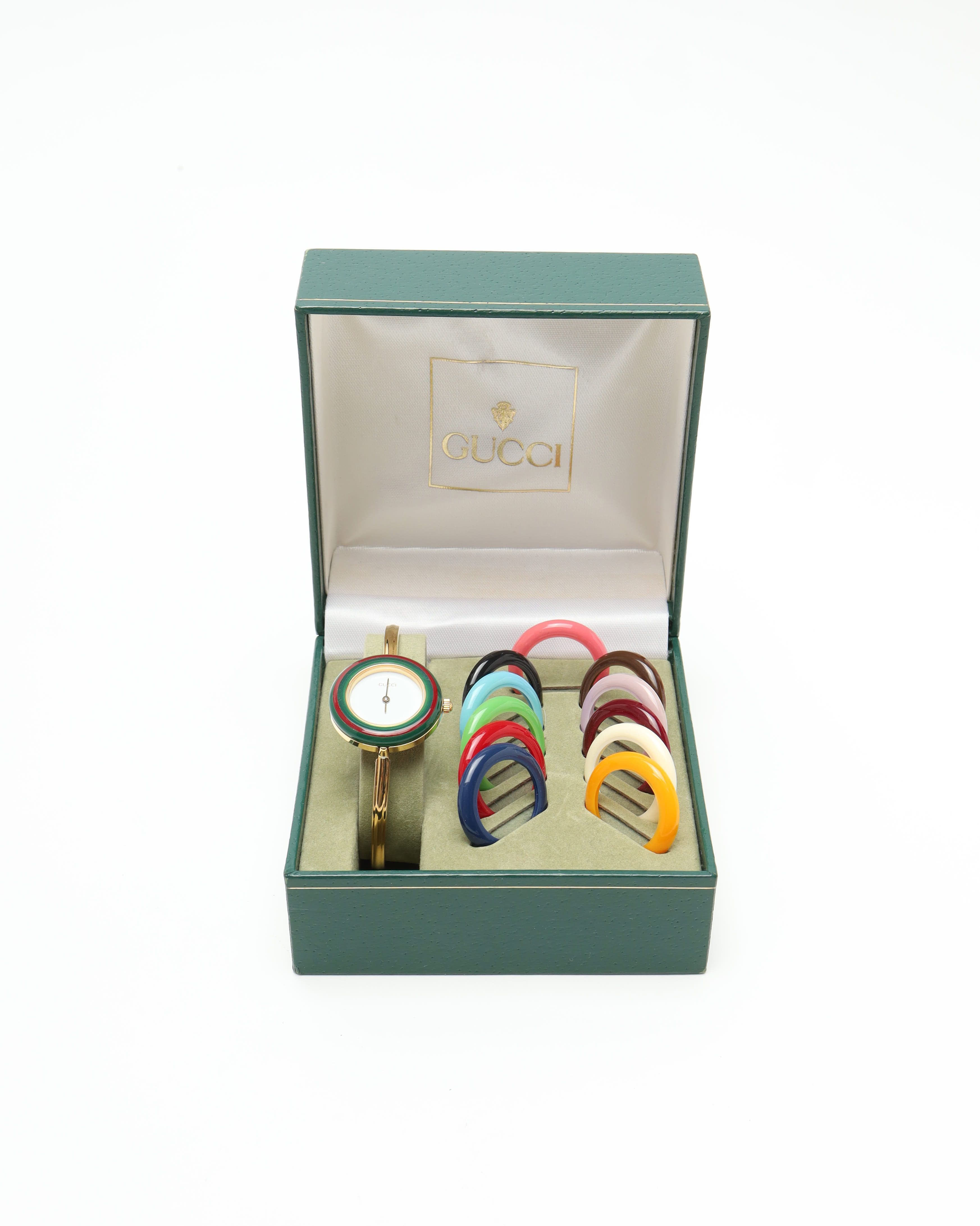 Gucci Change Bezel 26mm Ref 11/12.2 Watch In White