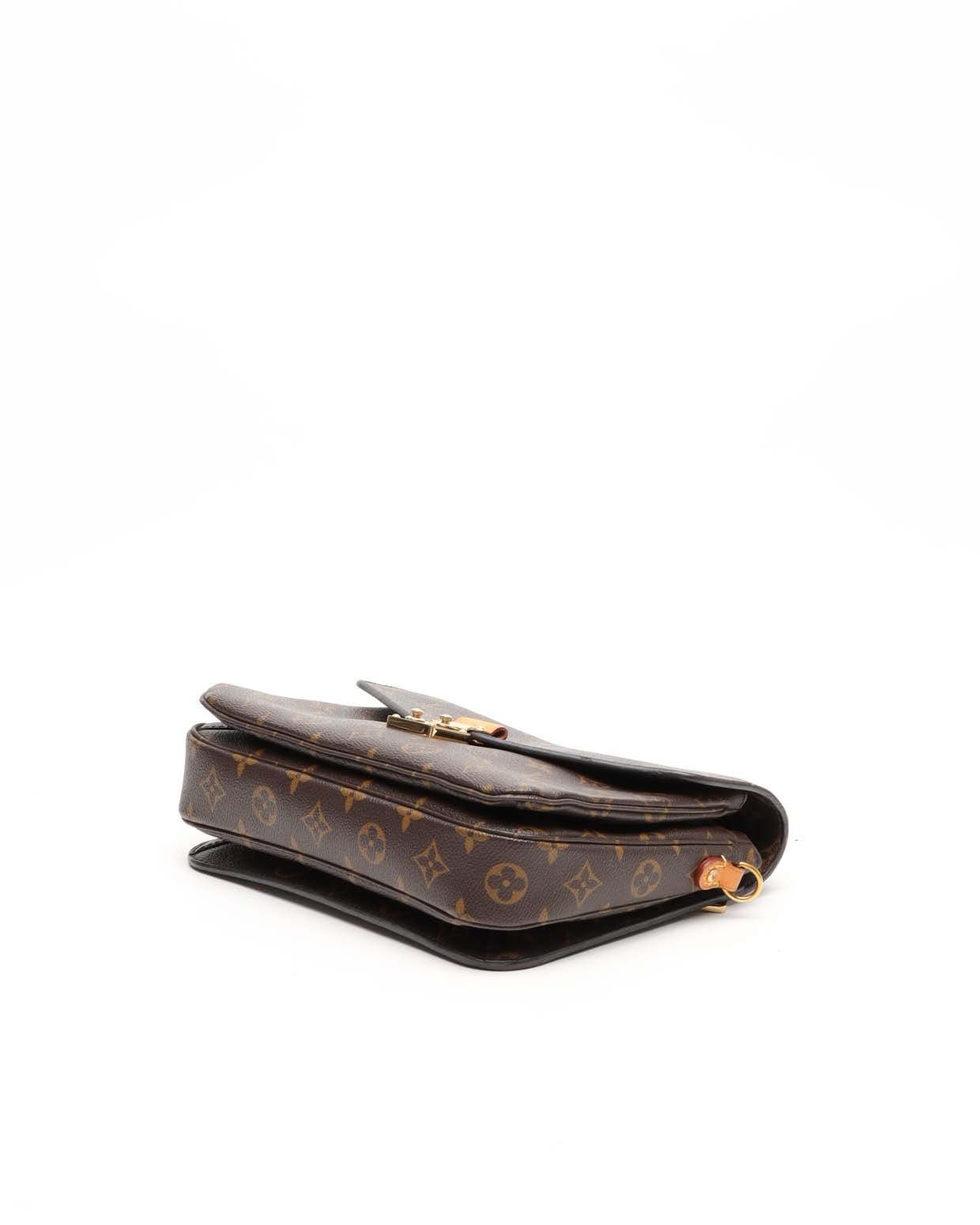 Pre-owned Louis Vuitton Monogram Pochette Metis Bag In Brown
