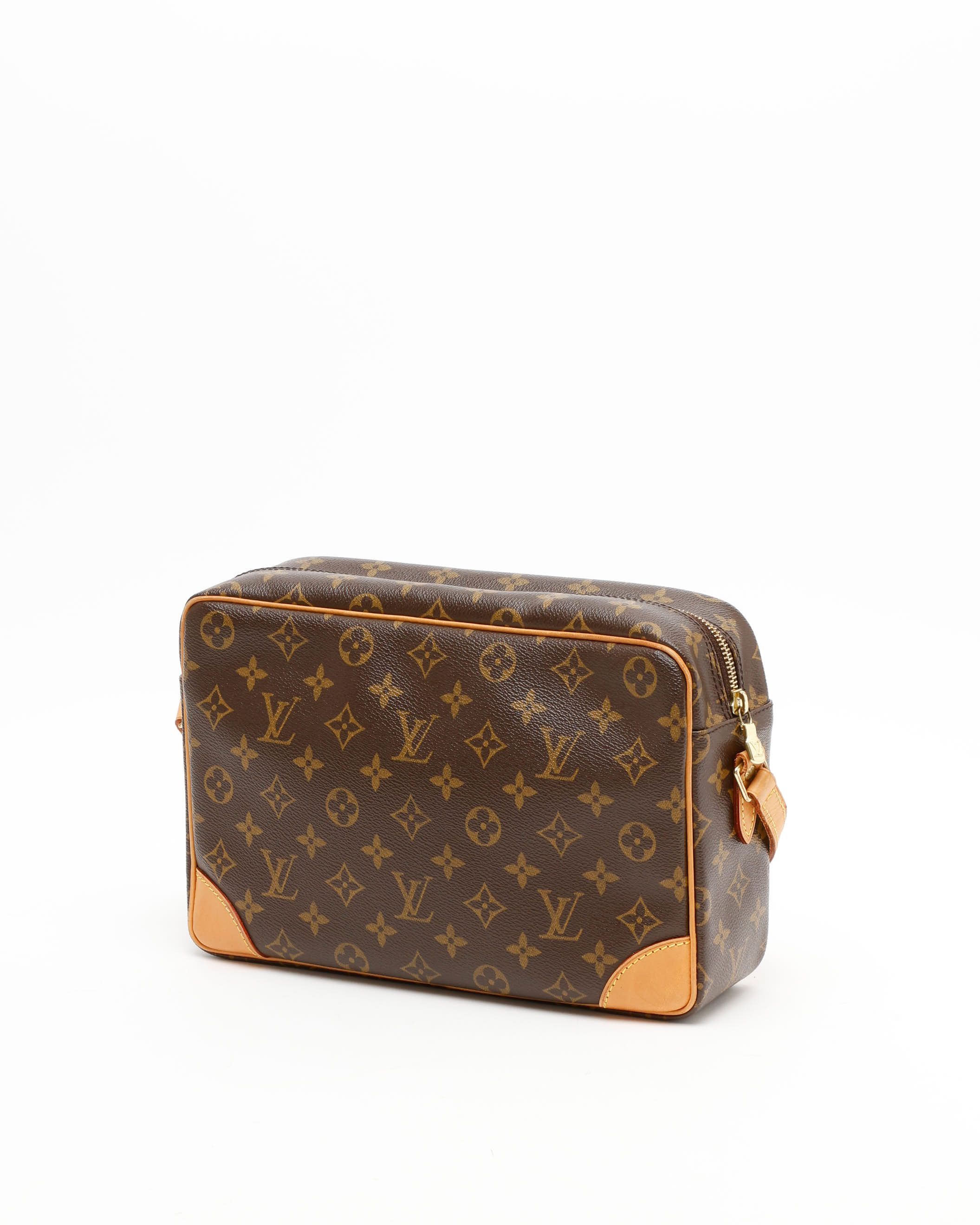 Pre-owned Louis Vuitton Monogram Trocadero 30 Bag In Brown