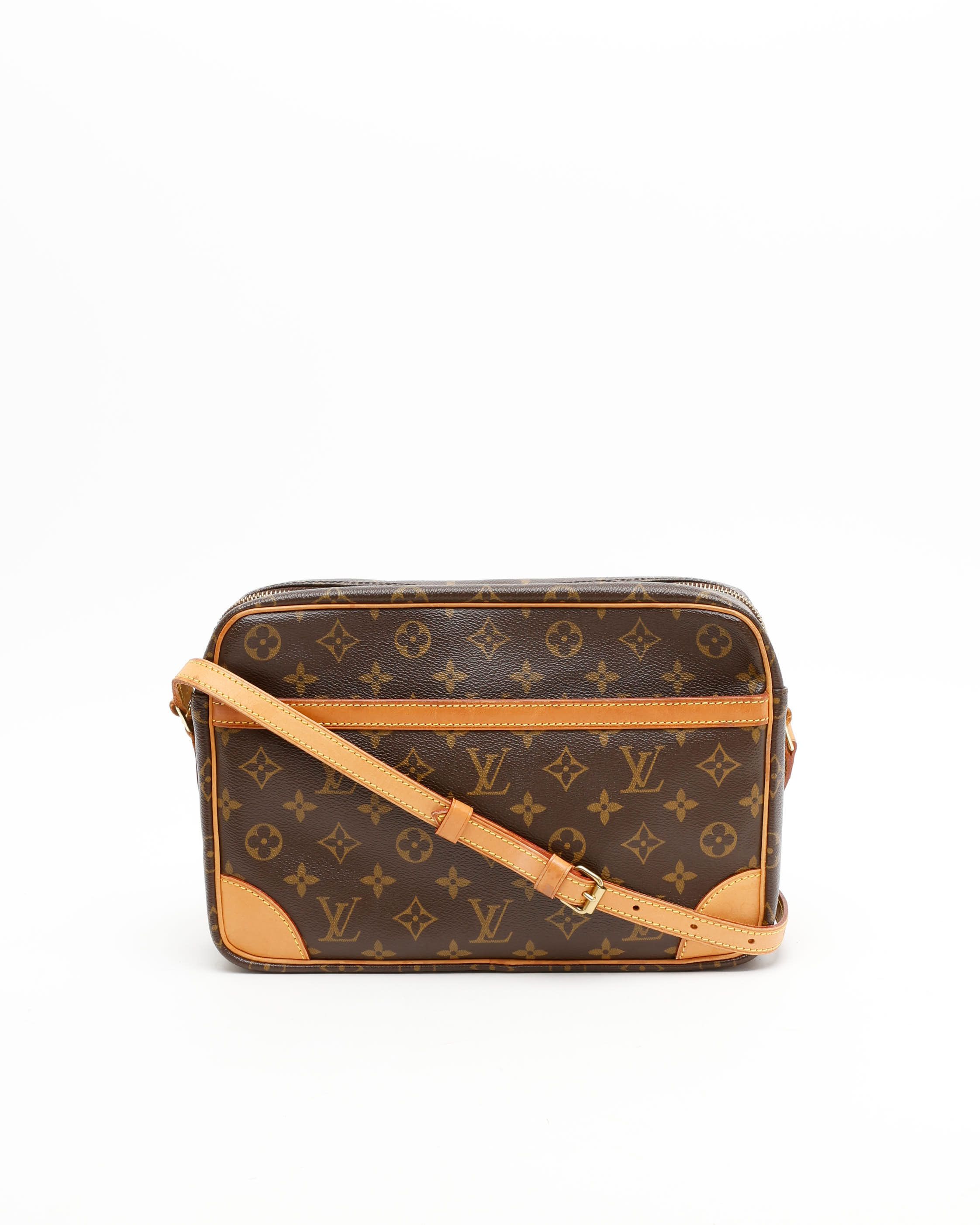 Pre-owned Louis Vuitton Monogram Trocadero 30 Bag In Brown