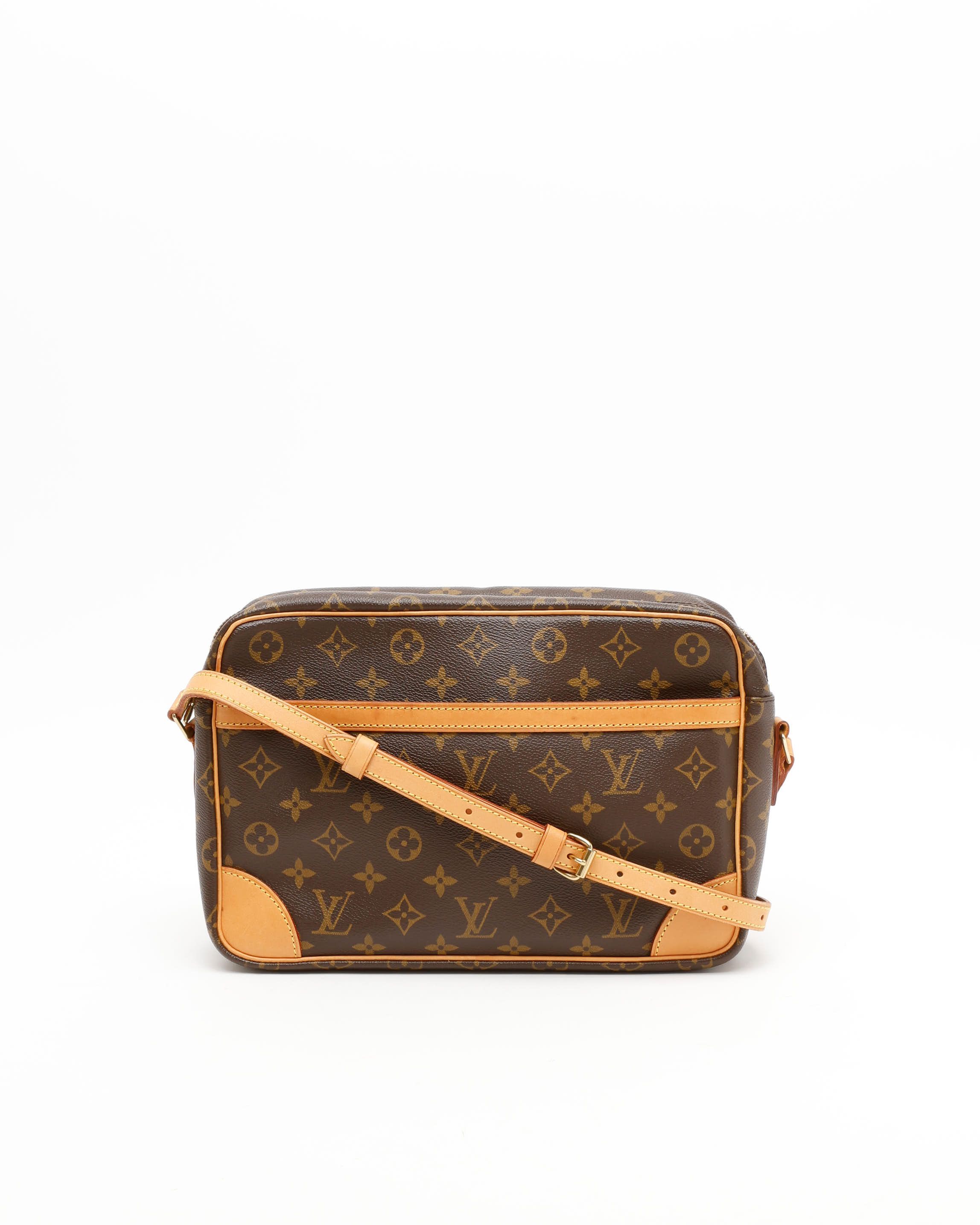 Pre-owned Louis Vuitton Monogram Trocadero 30 Bag In Brown