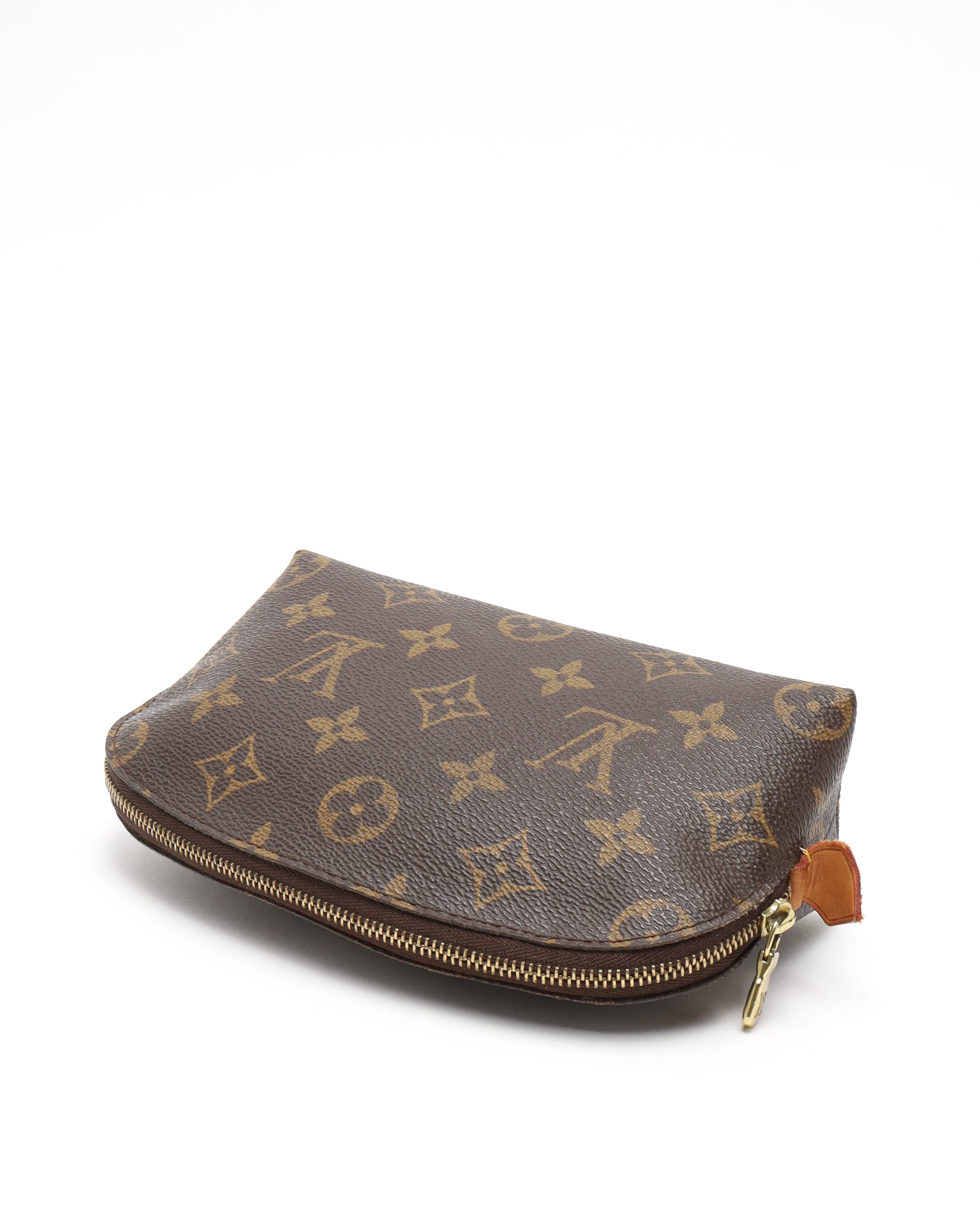 Pre-owned Louis Vuitton Monogram Cosmetic Pouch In Brown