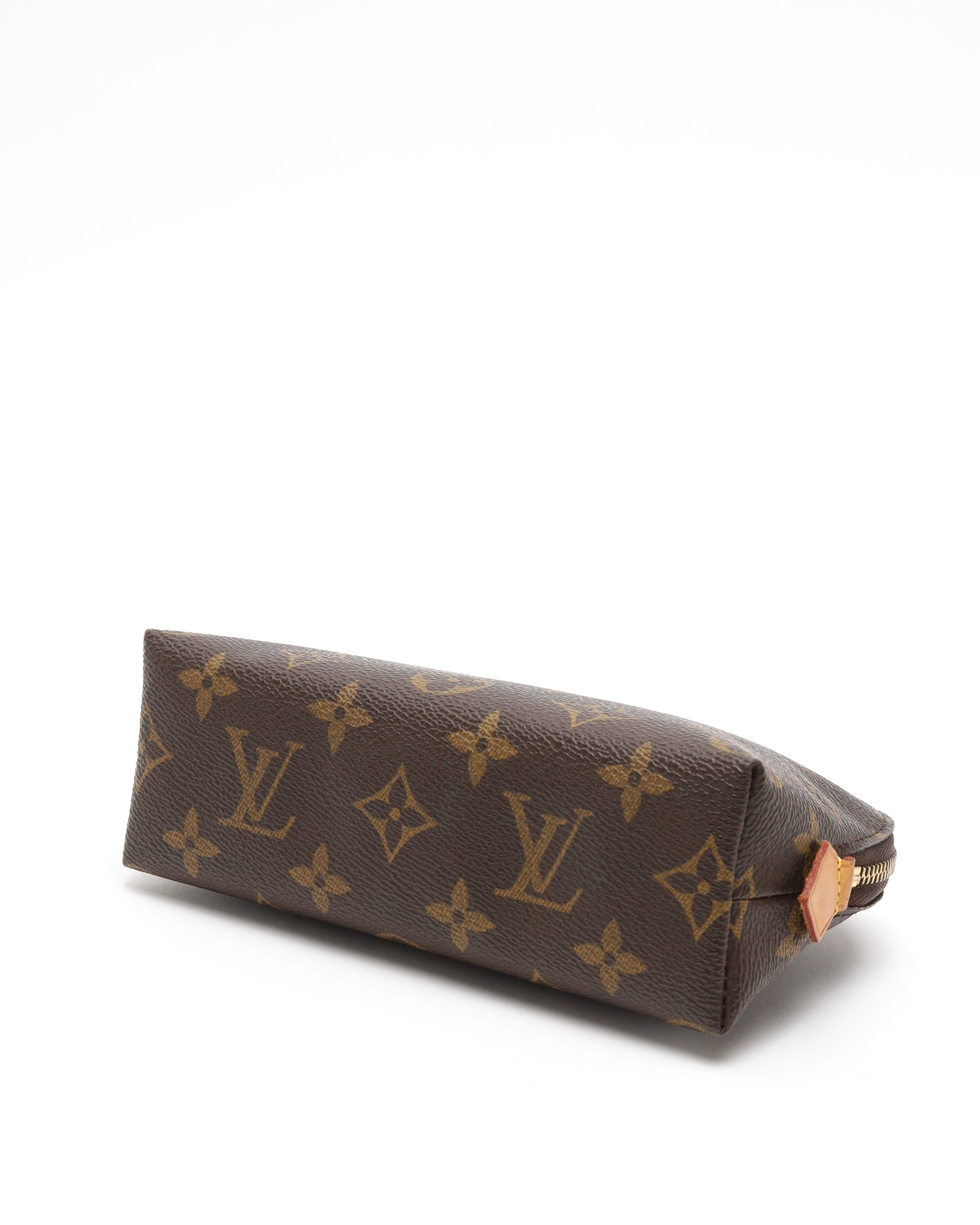Pre-owned Louis Vuitton Monogram Cosmetic Pouch In Brown