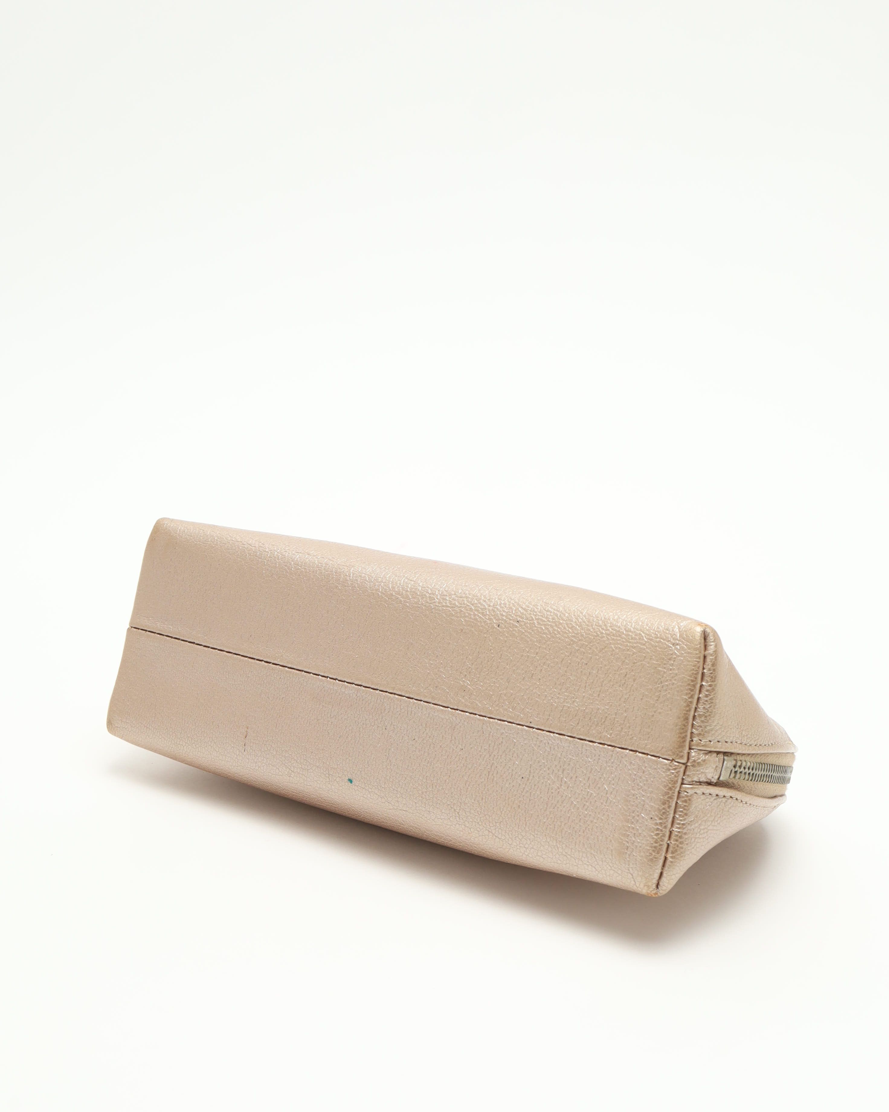 Pre-owned Chanel Coco Mark Cosmetic Pouch In Silver