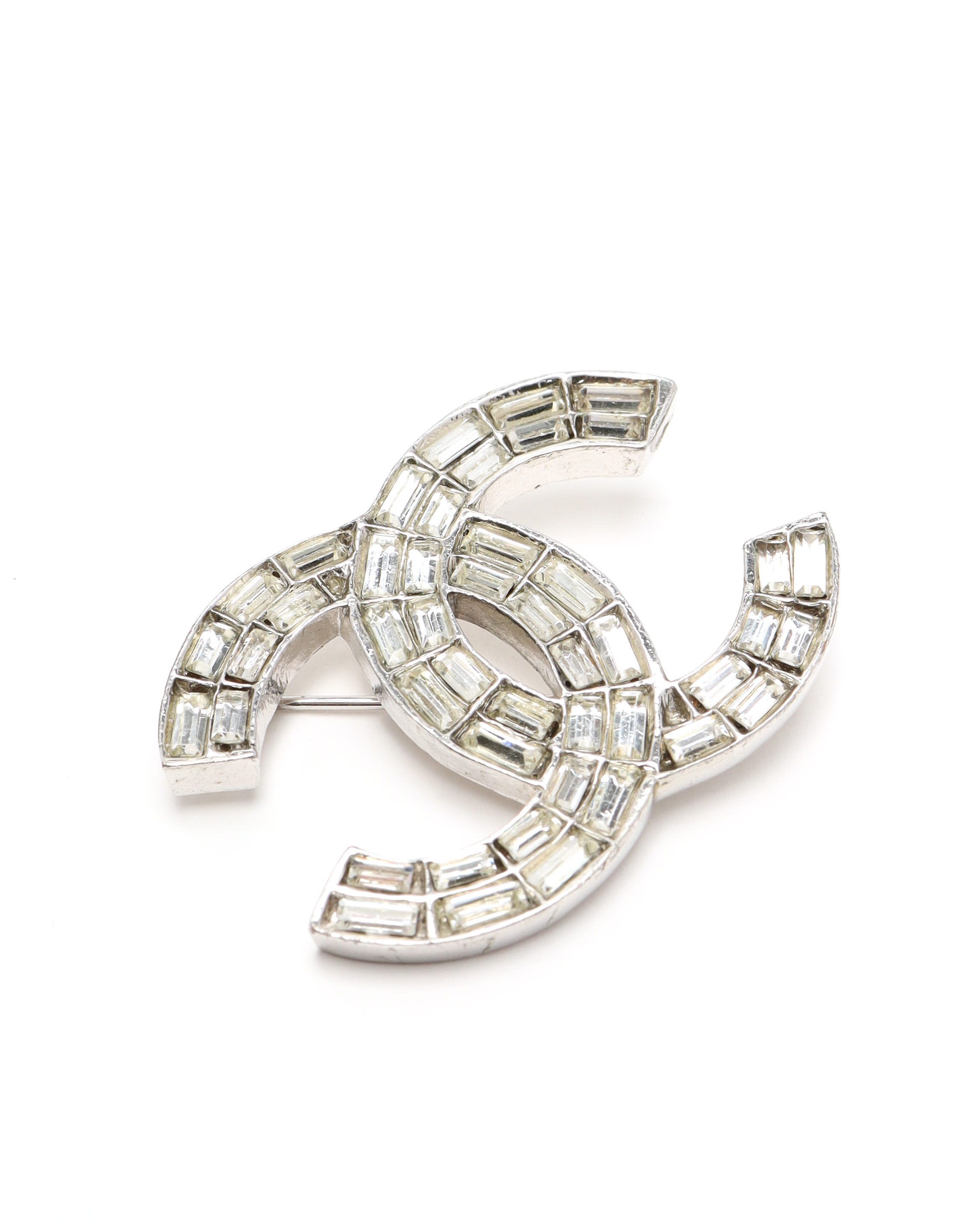 Pre-owned Chanel Coco Mark Rhinestone Brooch In Silver