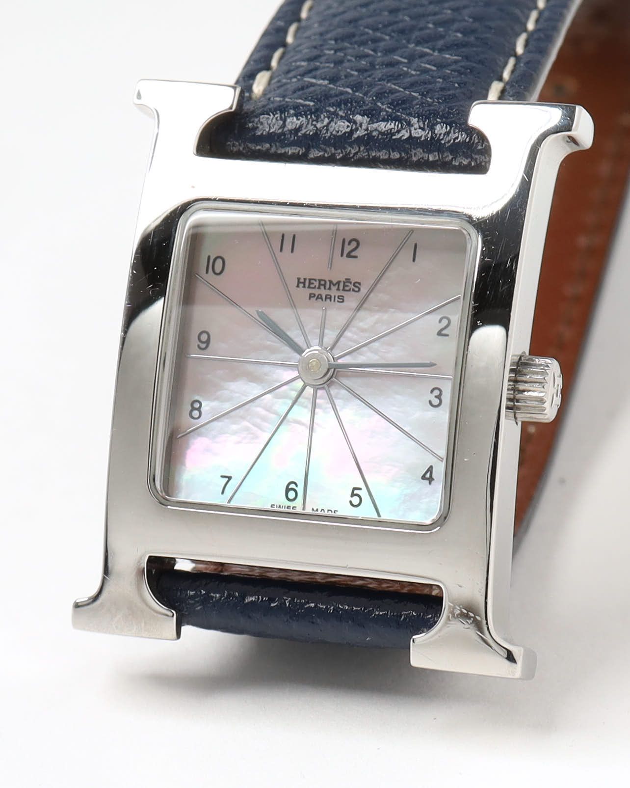 Pre-owned Hermes Hermès Heure H 21mm Ref Hh1.210 Mother-of-pearl Watch