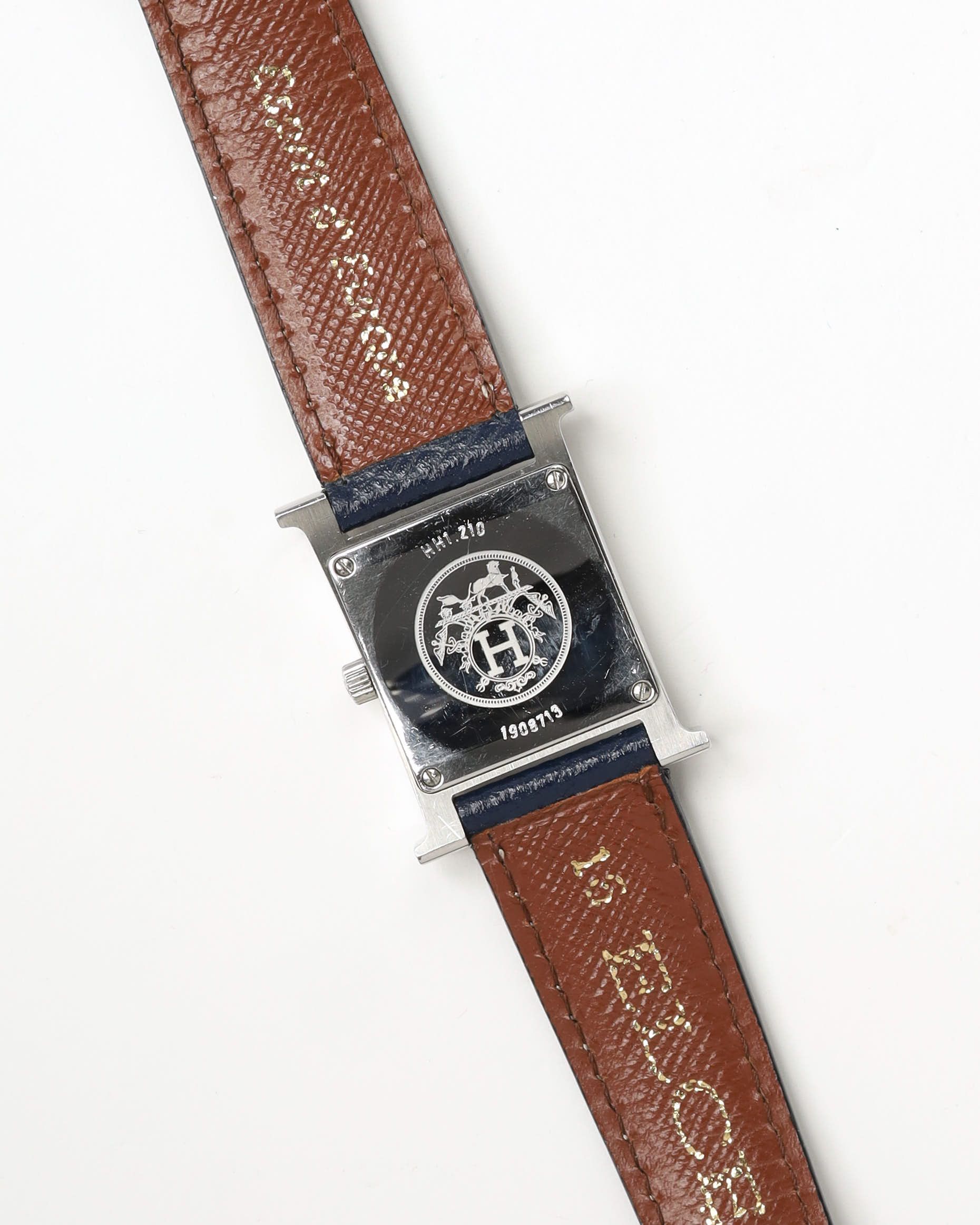Pre-owned Hermes Hermès Heure H 21mm Ref Hh1.210 Mother-of-pearl Watch