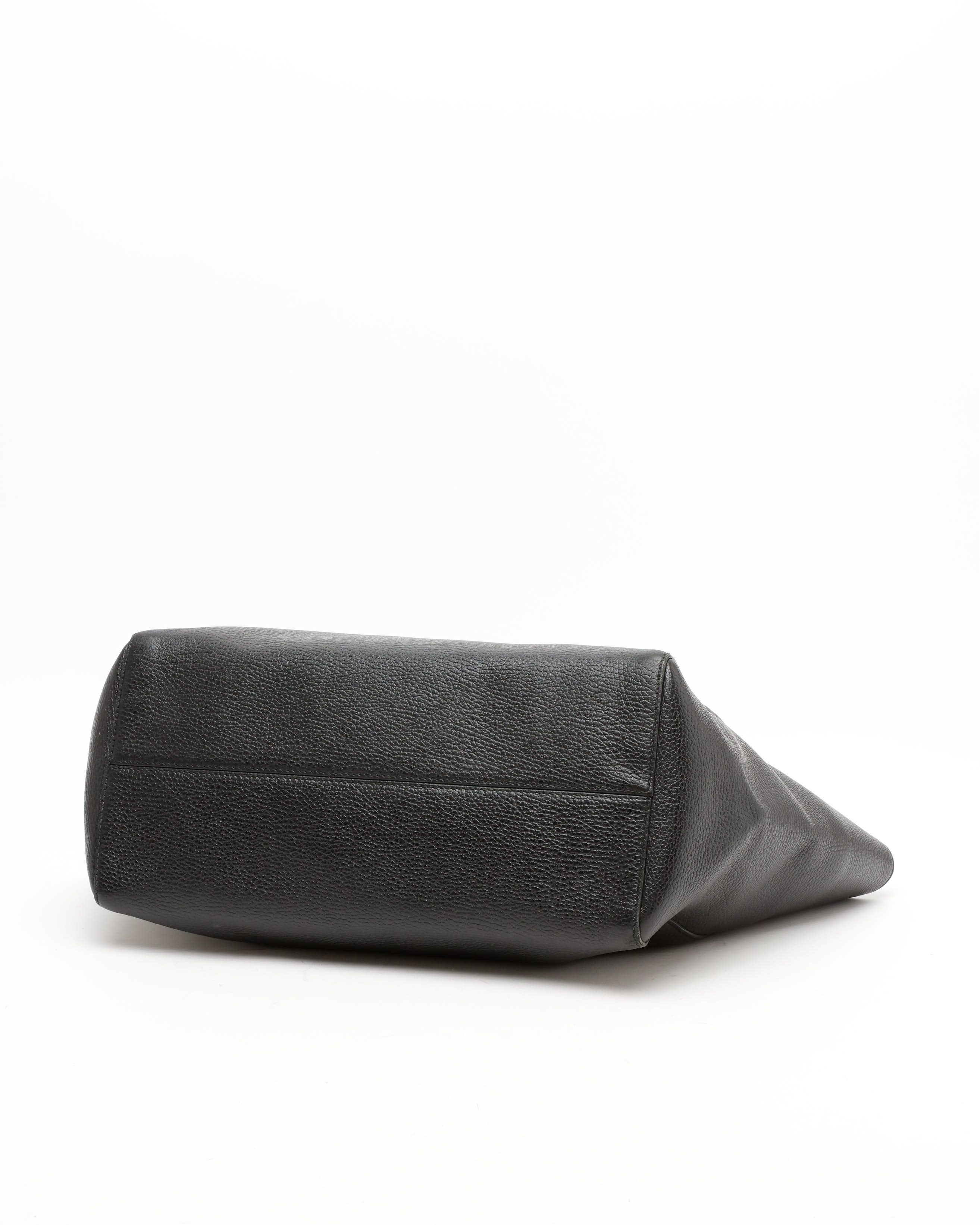 Gucci Swing Tote Bag In Black