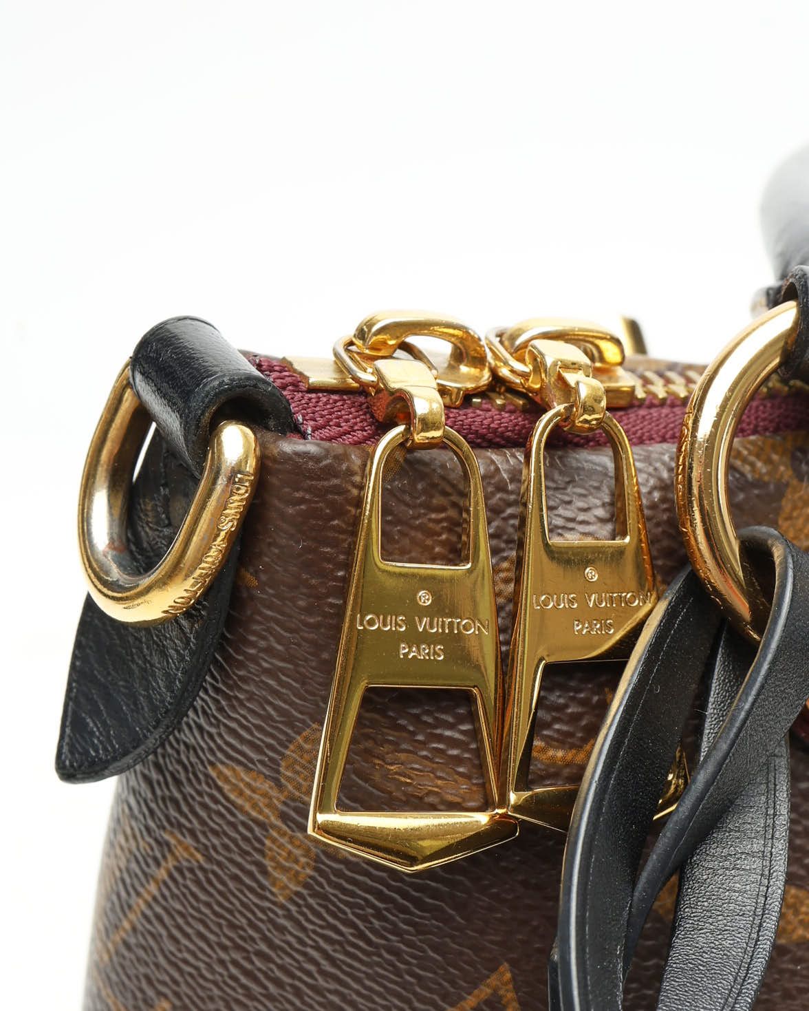 Pre-owned Louis Vuitton Monogram V Tote Bag