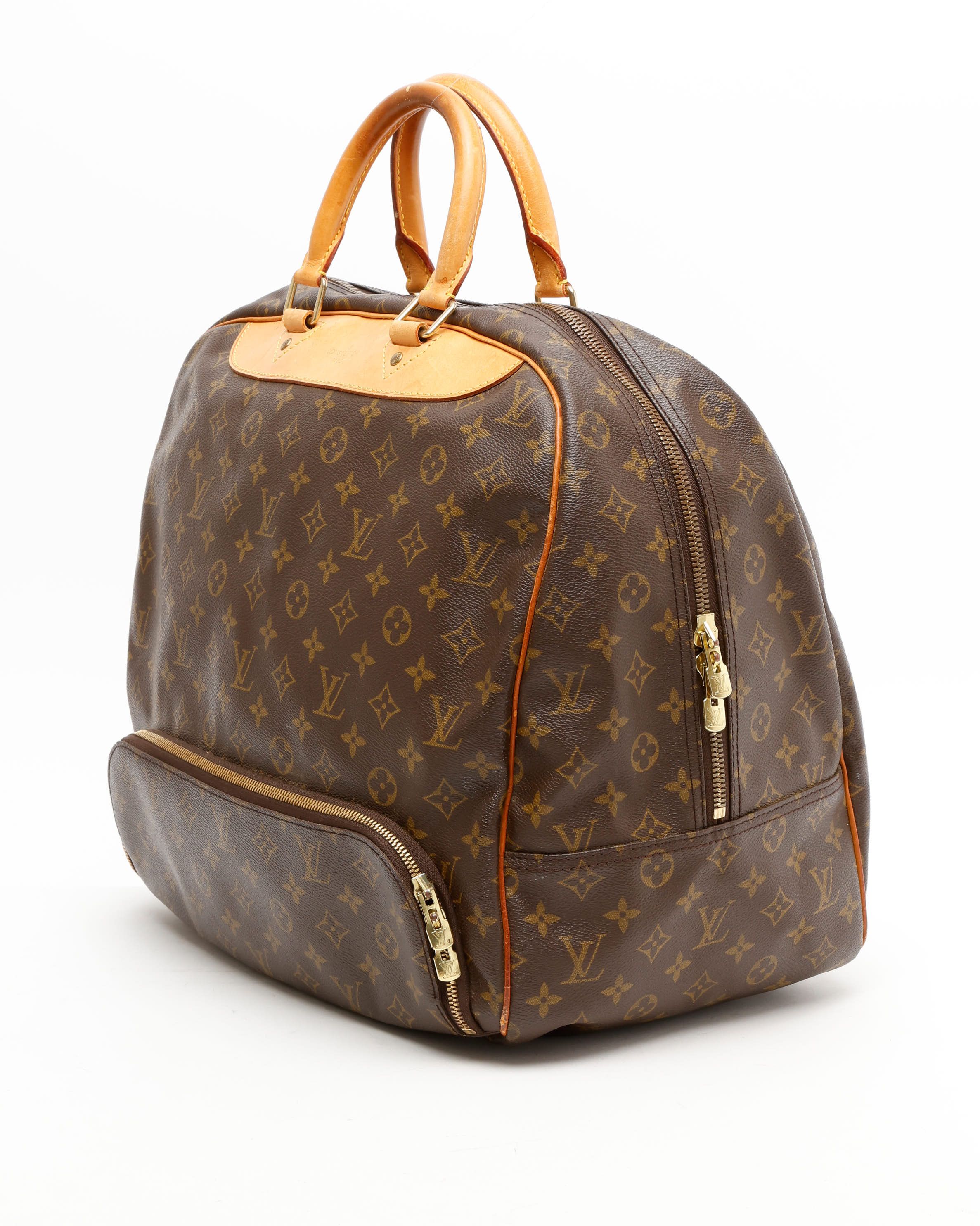 Pre-owned Louis Vuitton Monogram Evasion Bag In Brown