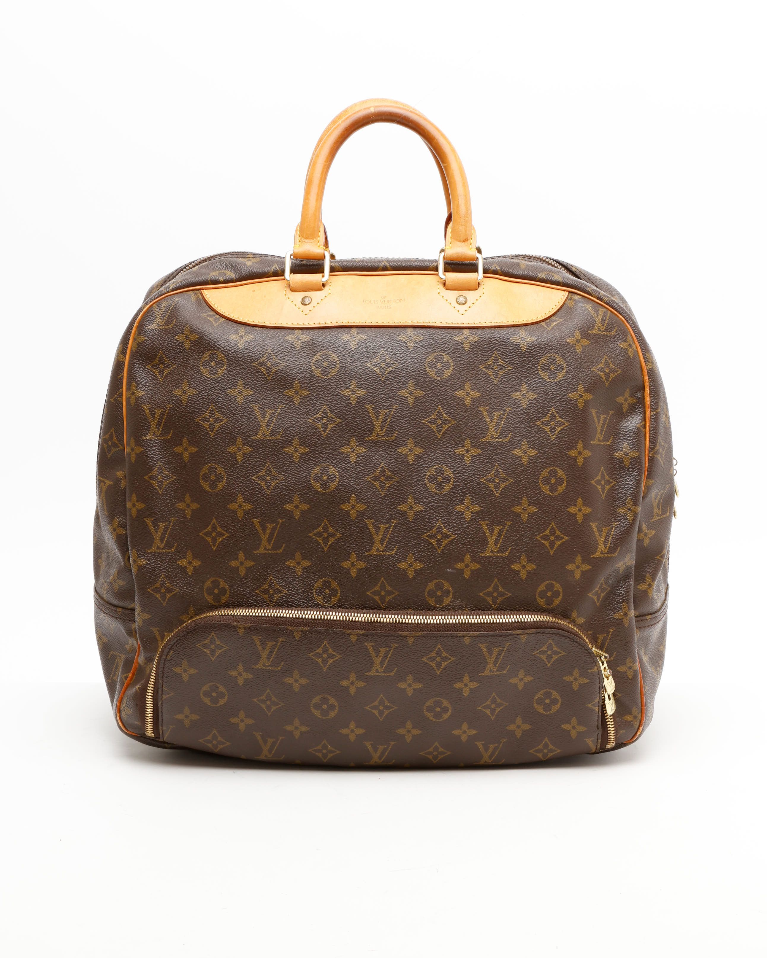 Pre-owned Louis Vuitton Monogram Evasion Bag In Brown