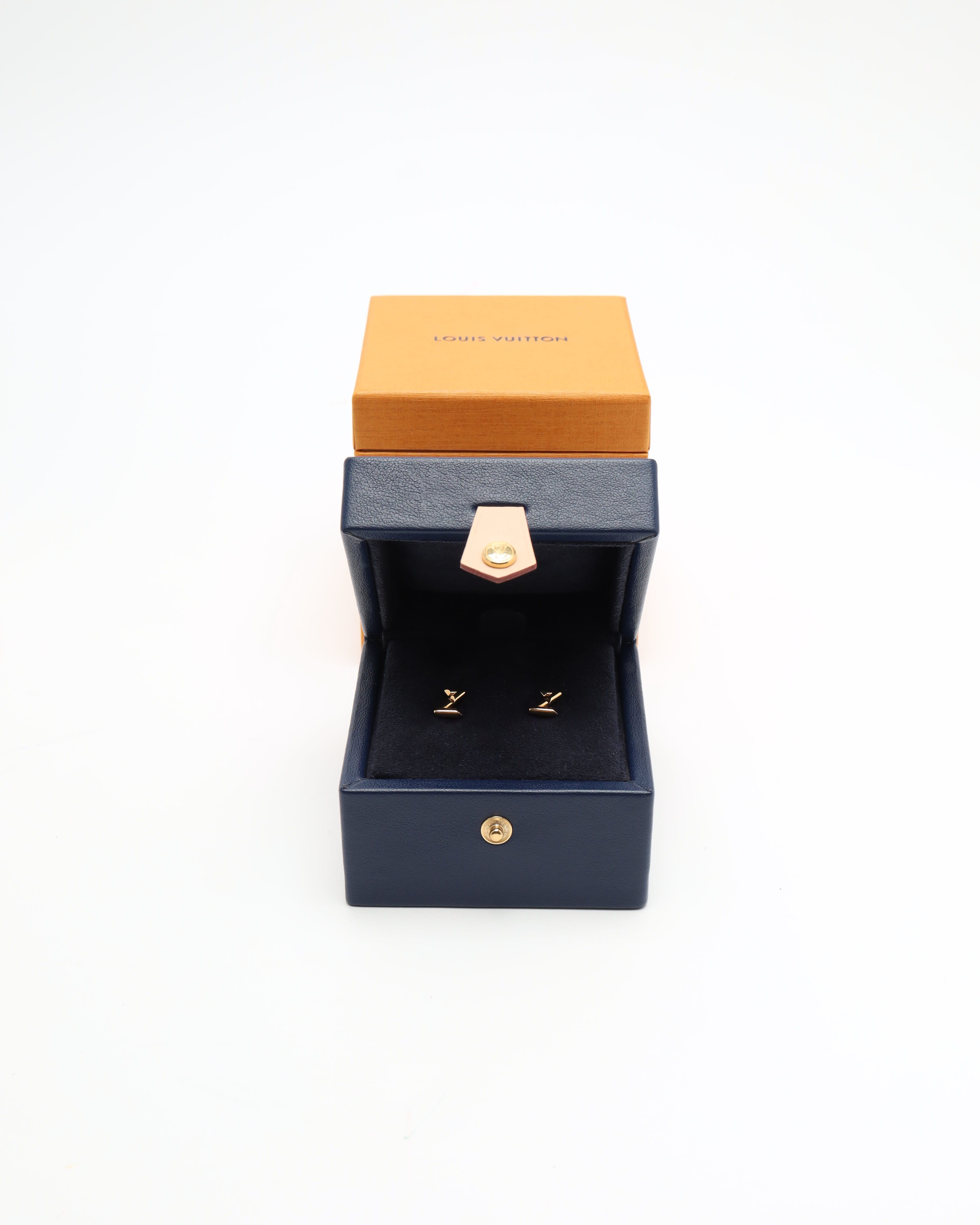 Pre-owned Louis Vuitton Lv Volt Upside Down Stud Earrings, 18kt Yellow Gold