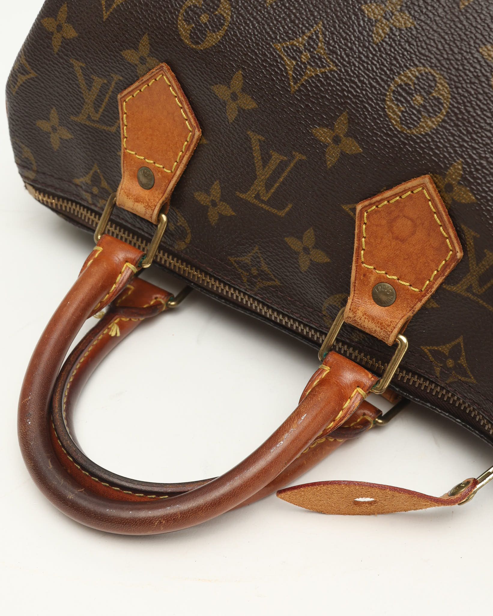 Pre-owned Louis Vuitton Monogram Speedy 25 Bag In Brown