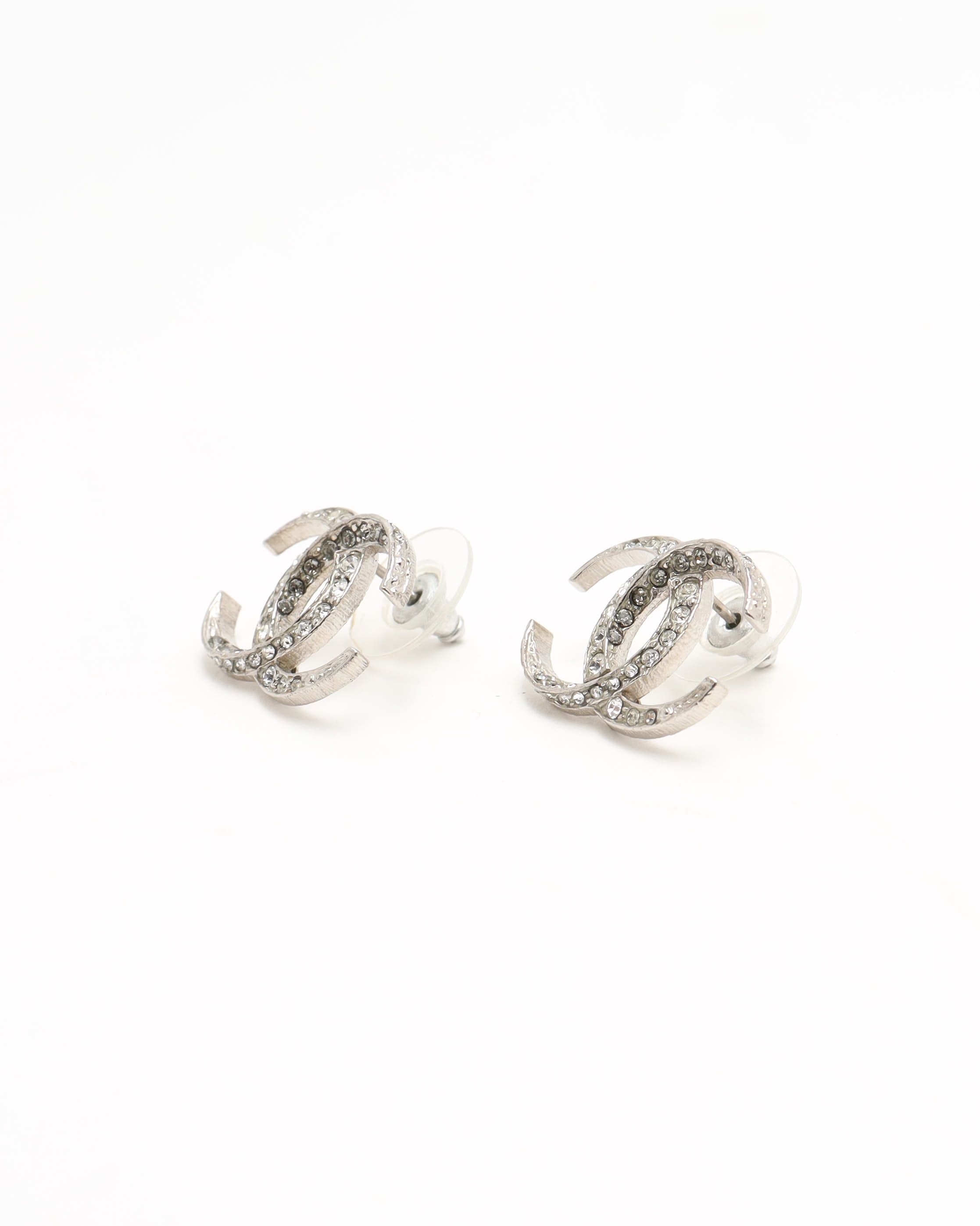 Pre-owned Chanel Coco Mark Rhinestone Earrings In Silver