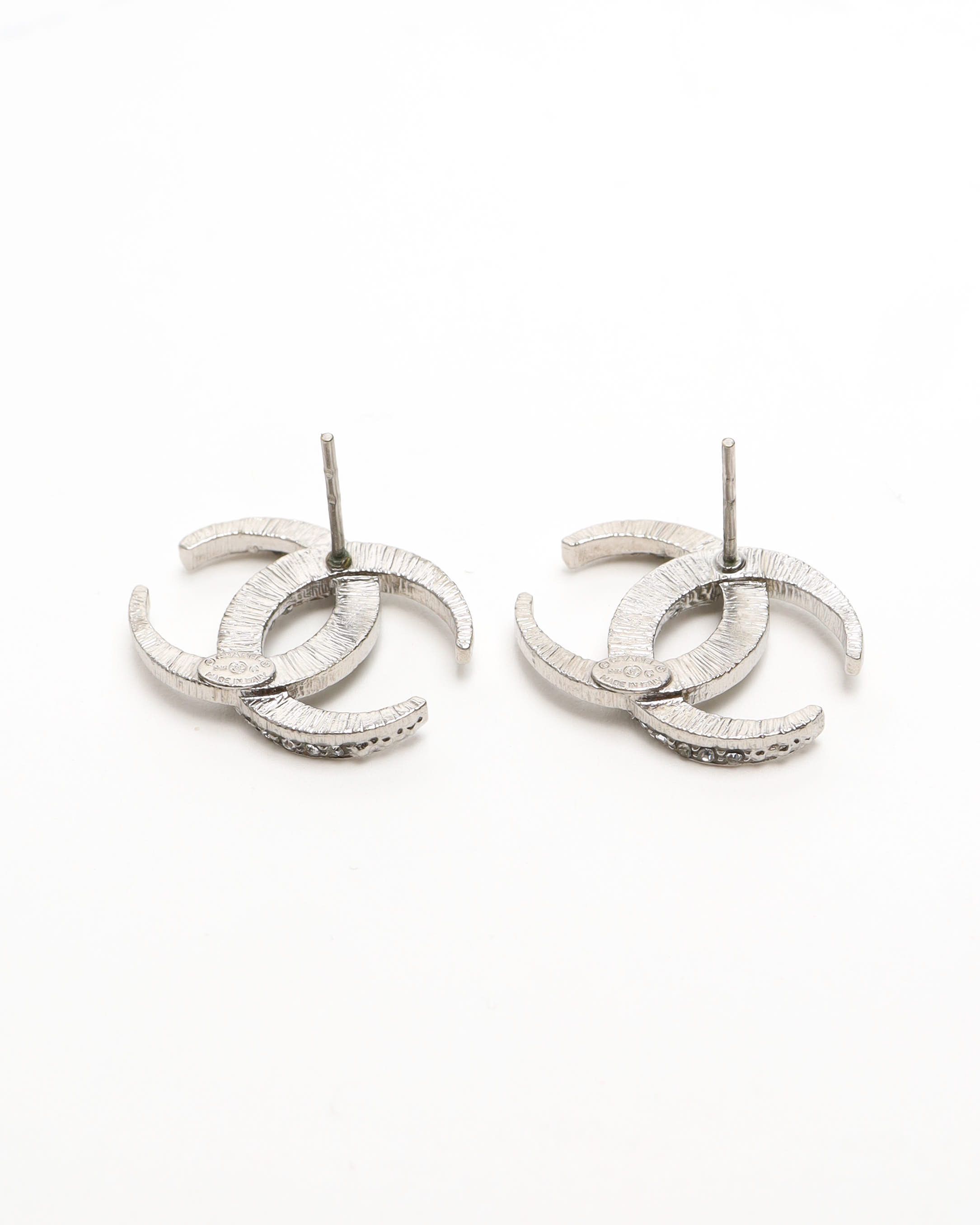 Pre-owned Chanel Coco Mark Rhinestone Earrings In Silver