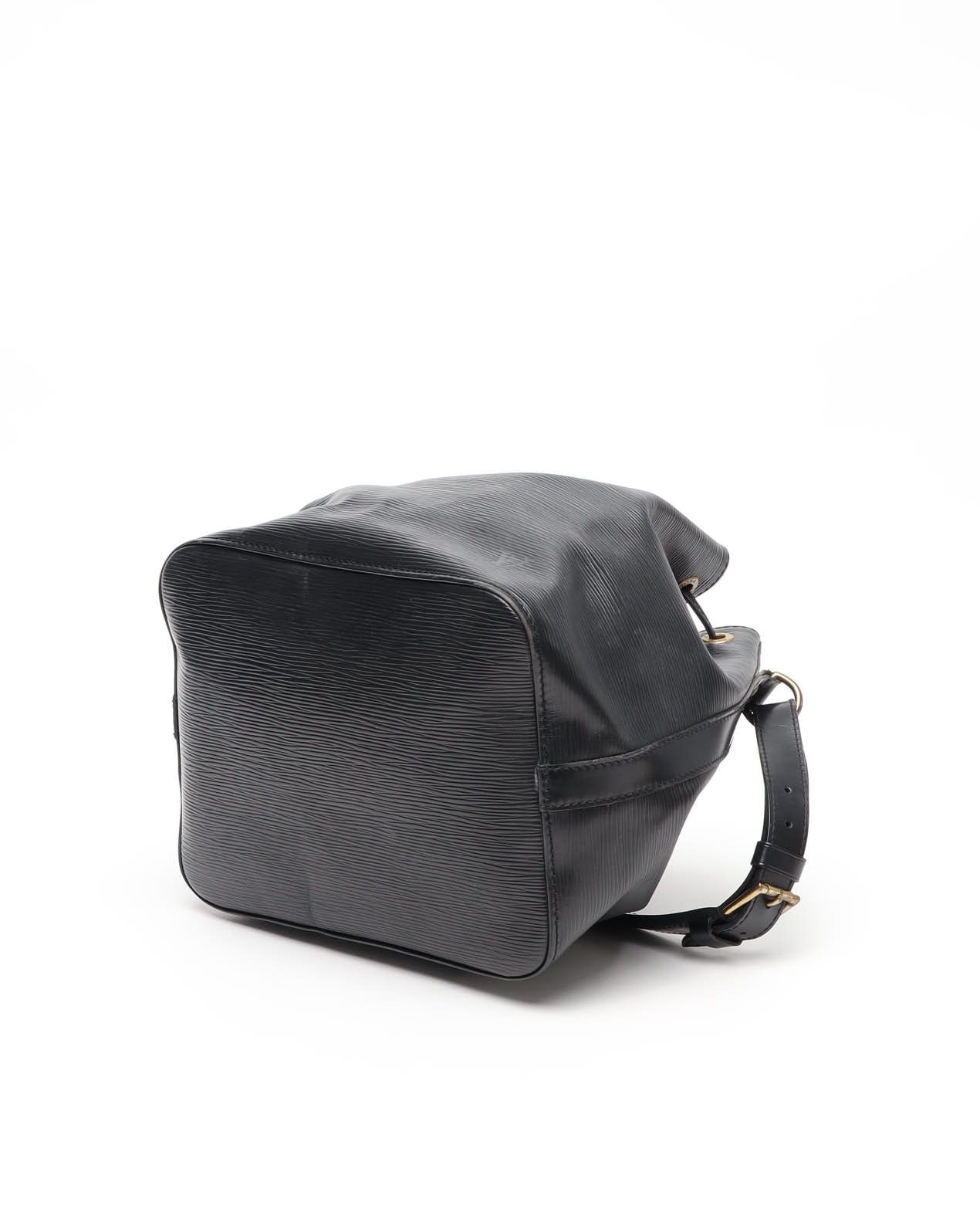 Pre-owned Louis Vuitton Epi Petit Noé Bag In Black
