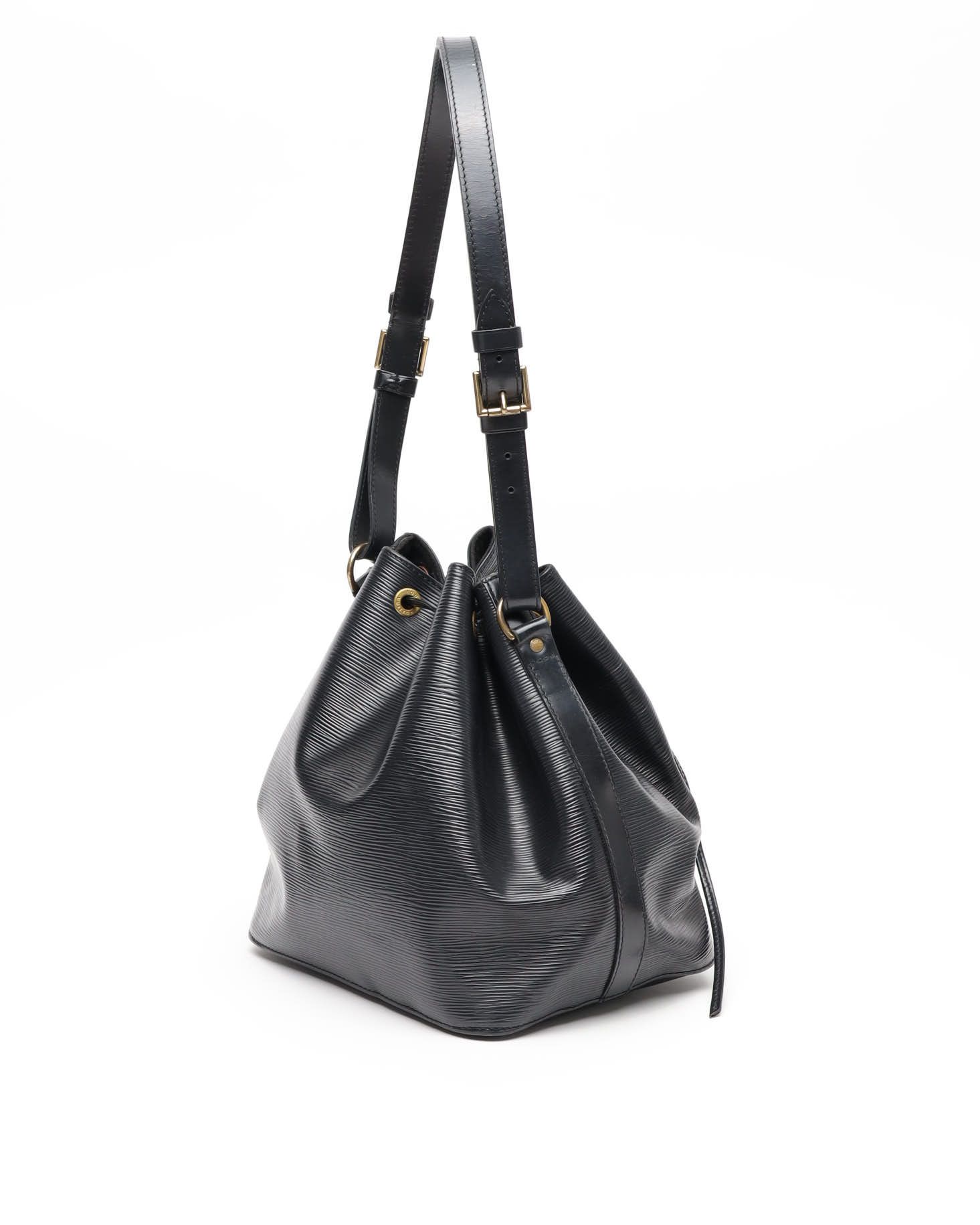 Pre-owned Louis Vuitton Epi Petit Noé Bag In Black