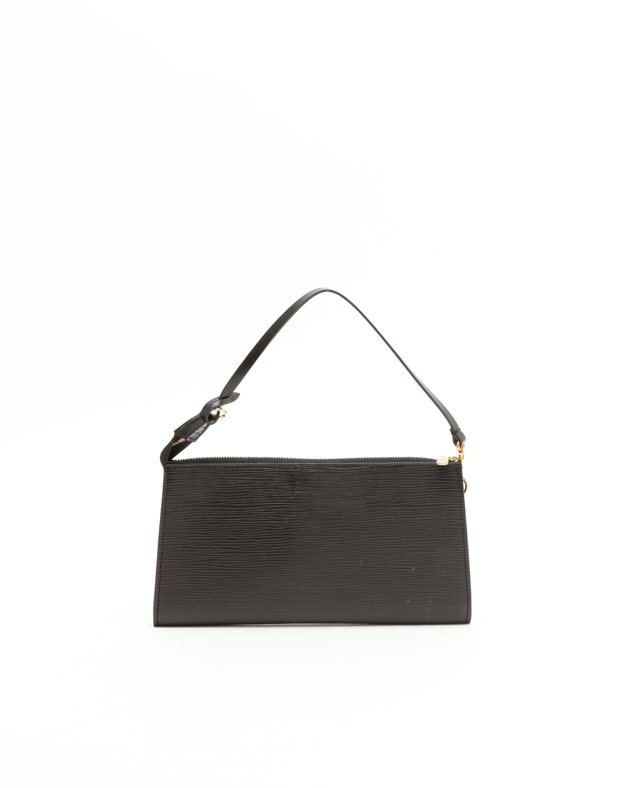 Pre-owned Louis Vuitton Epi Pochette Accessoires Bag In Black