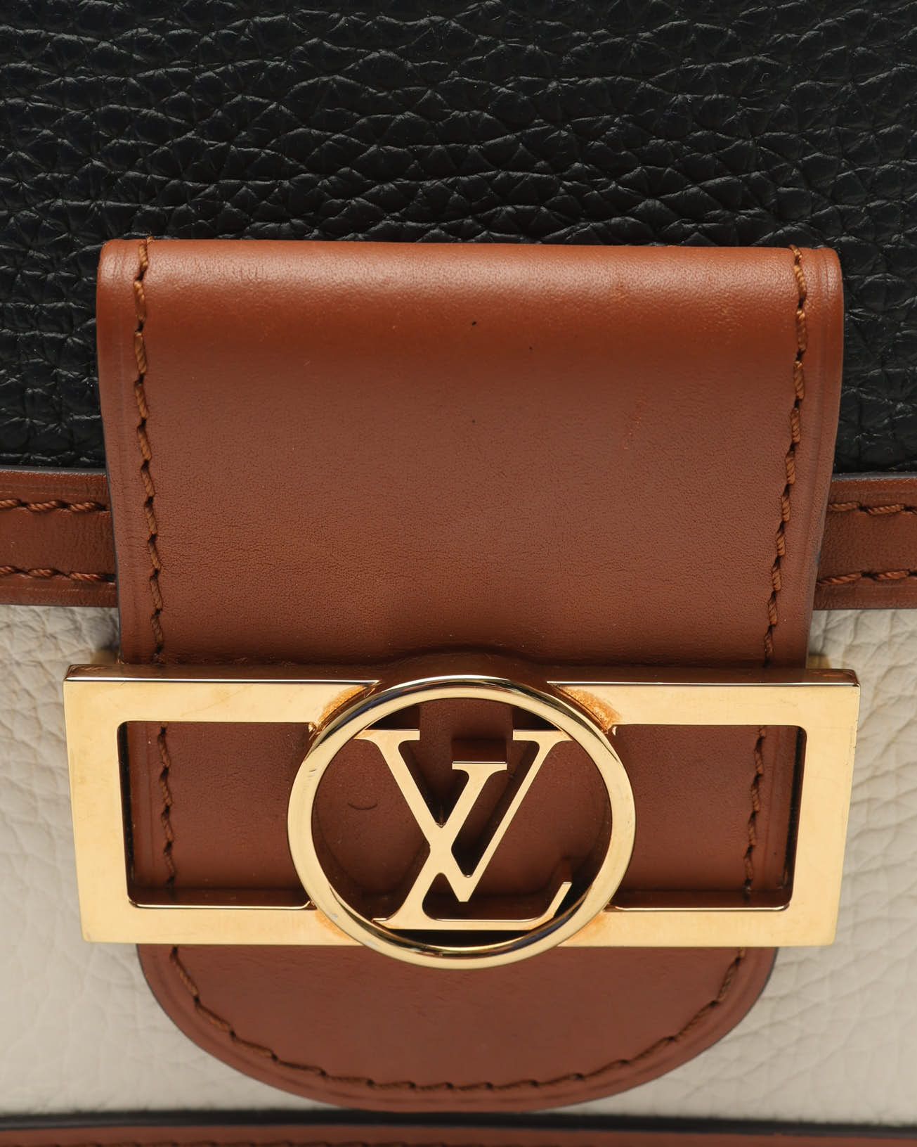 Pre-owned Louis Vuitton Dauphine Mini Shoulder Bag