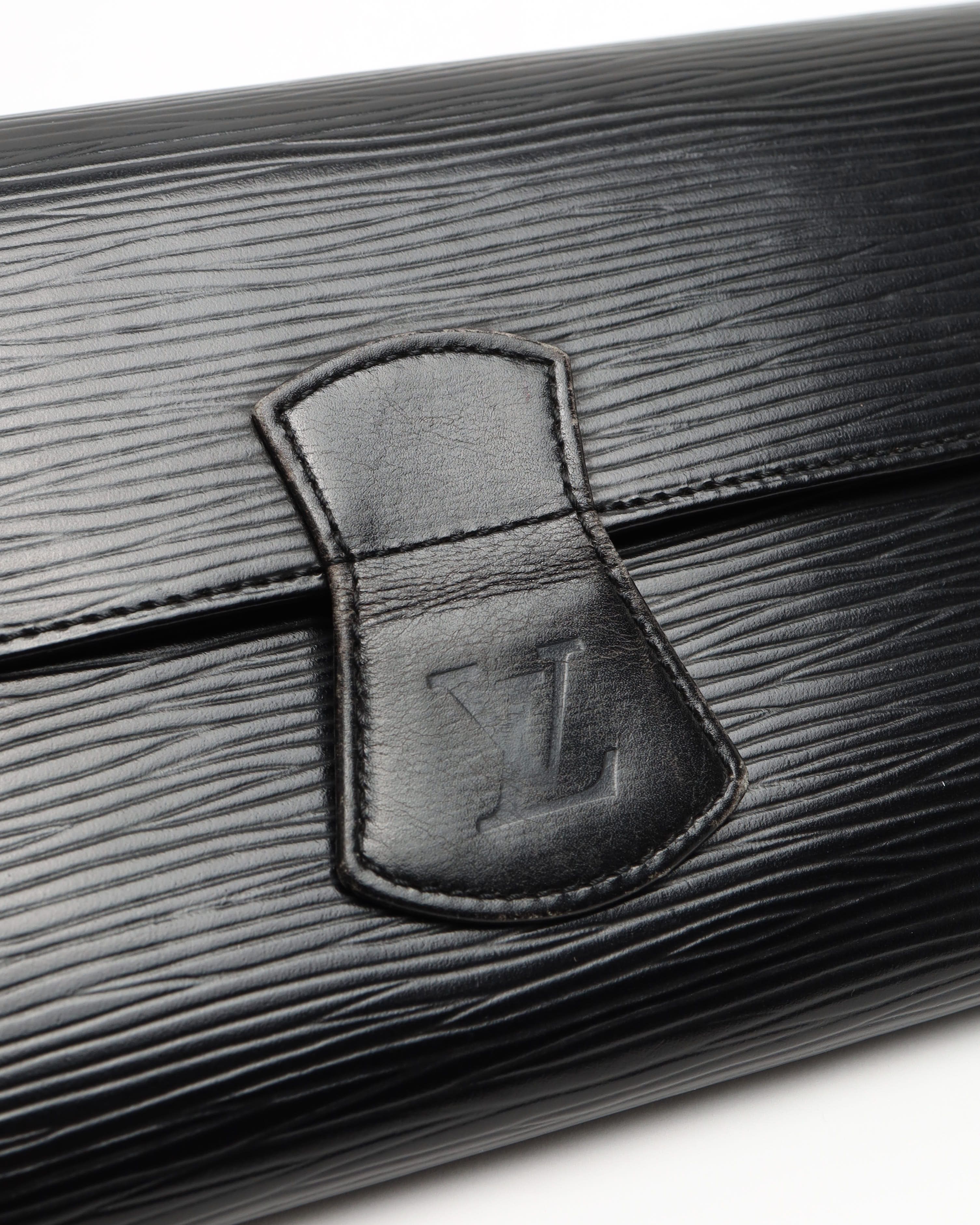 Pre-owned Louis Vuitton Epi Jewelry Pouch In Black