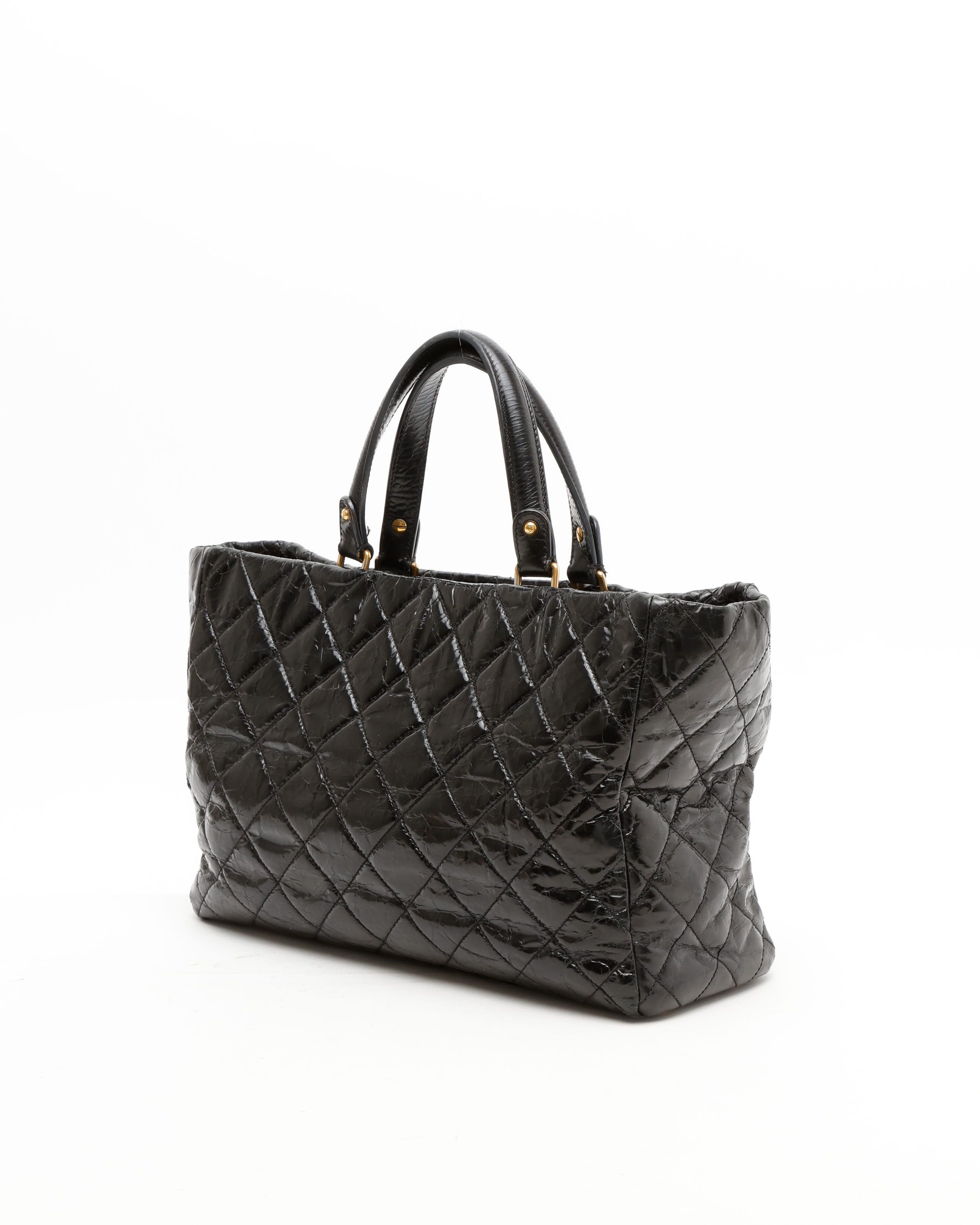 Pre-owned Chanel 2.55 Reissue Glazed Tote Bag In Black