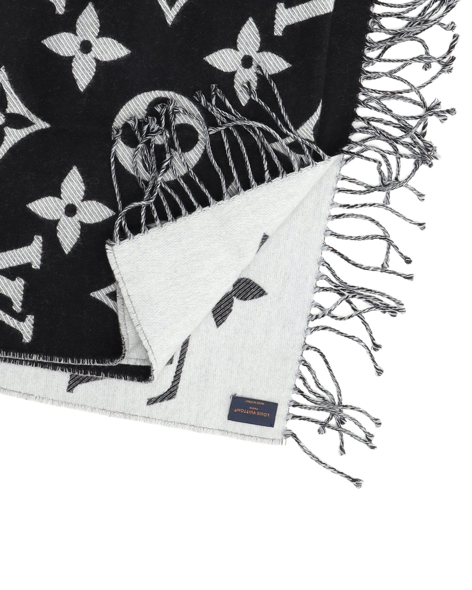 Pre-owned Louis Vuitton Reykjavik Cashmere Scarf In Multi