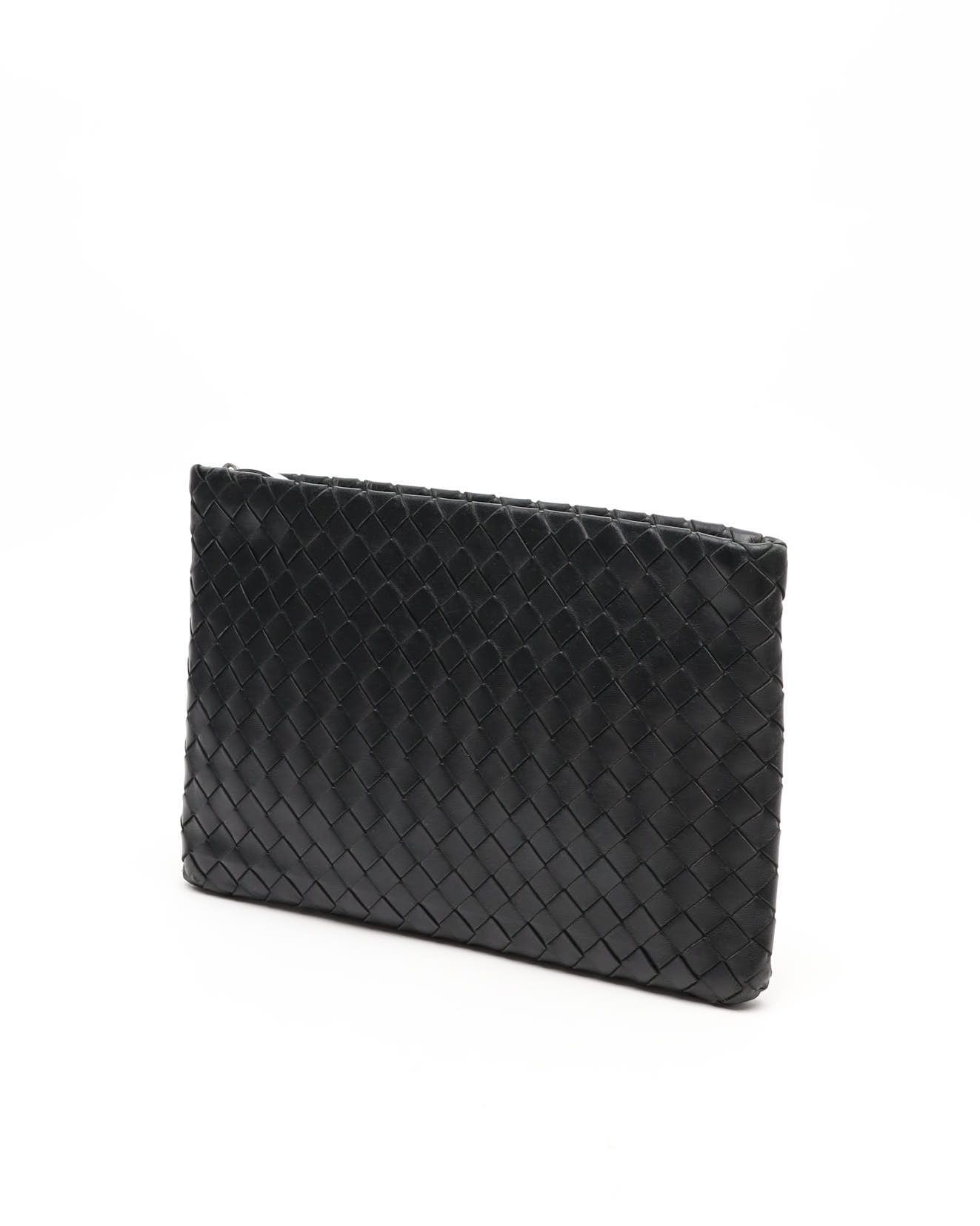 Bottega Veneta Intrecciato Clutch In Black