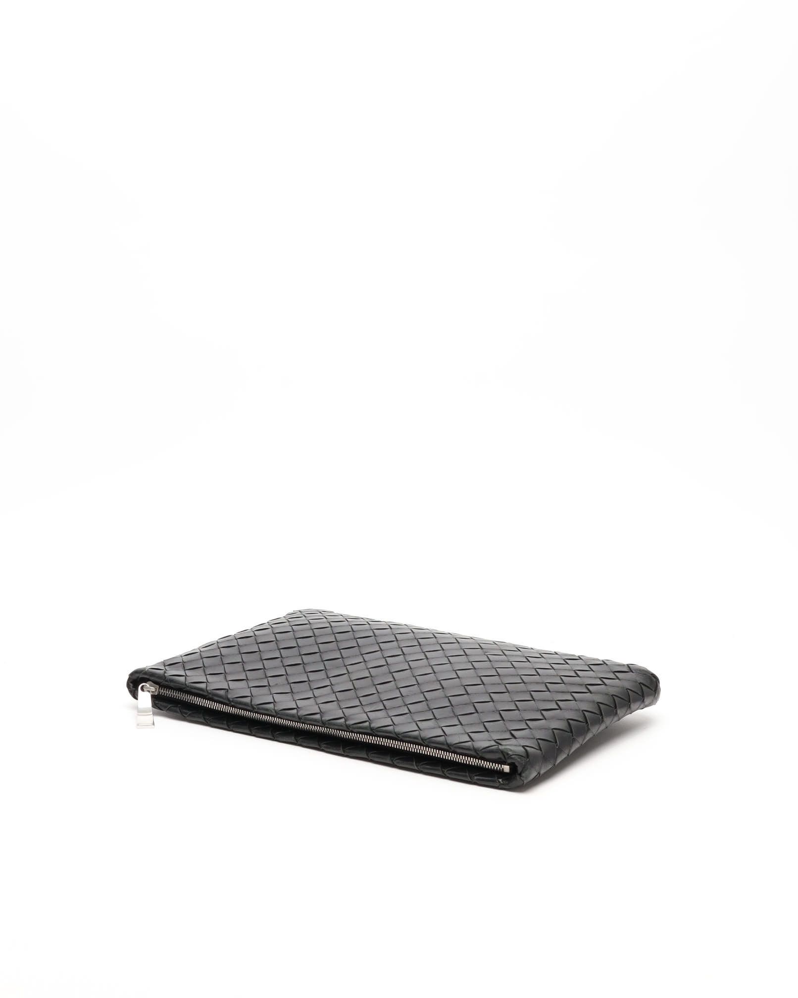 Bottega Veneta Intrecciato Clutch In Black