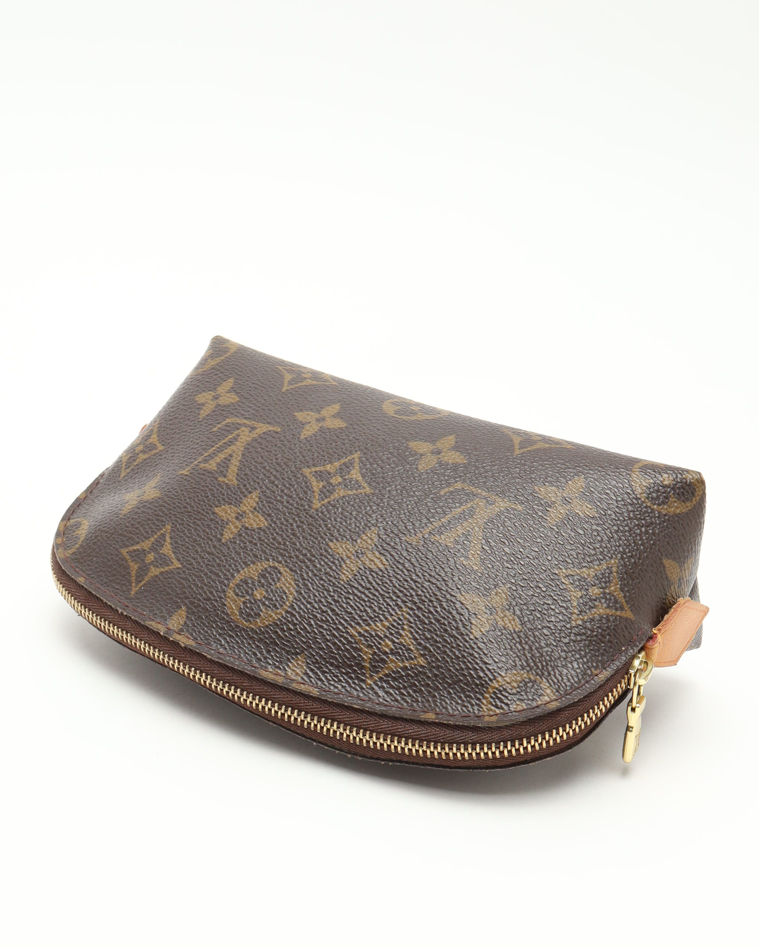 Pre-owned Louis Vuitton Monogram Cosmetic Pouch In Brown