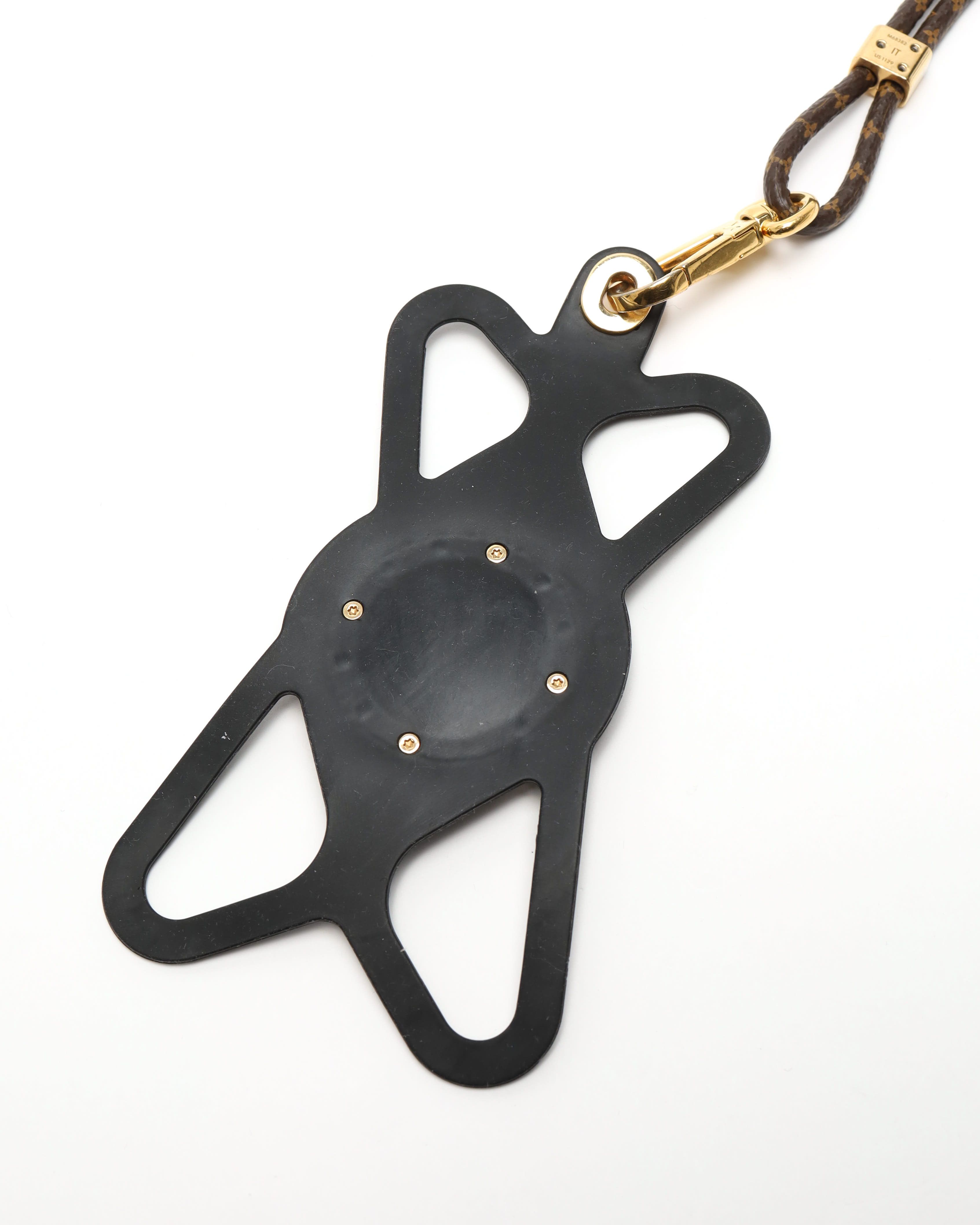 Pre-owned Louis Vuitton Monogram Louise Phone Holder In Multi