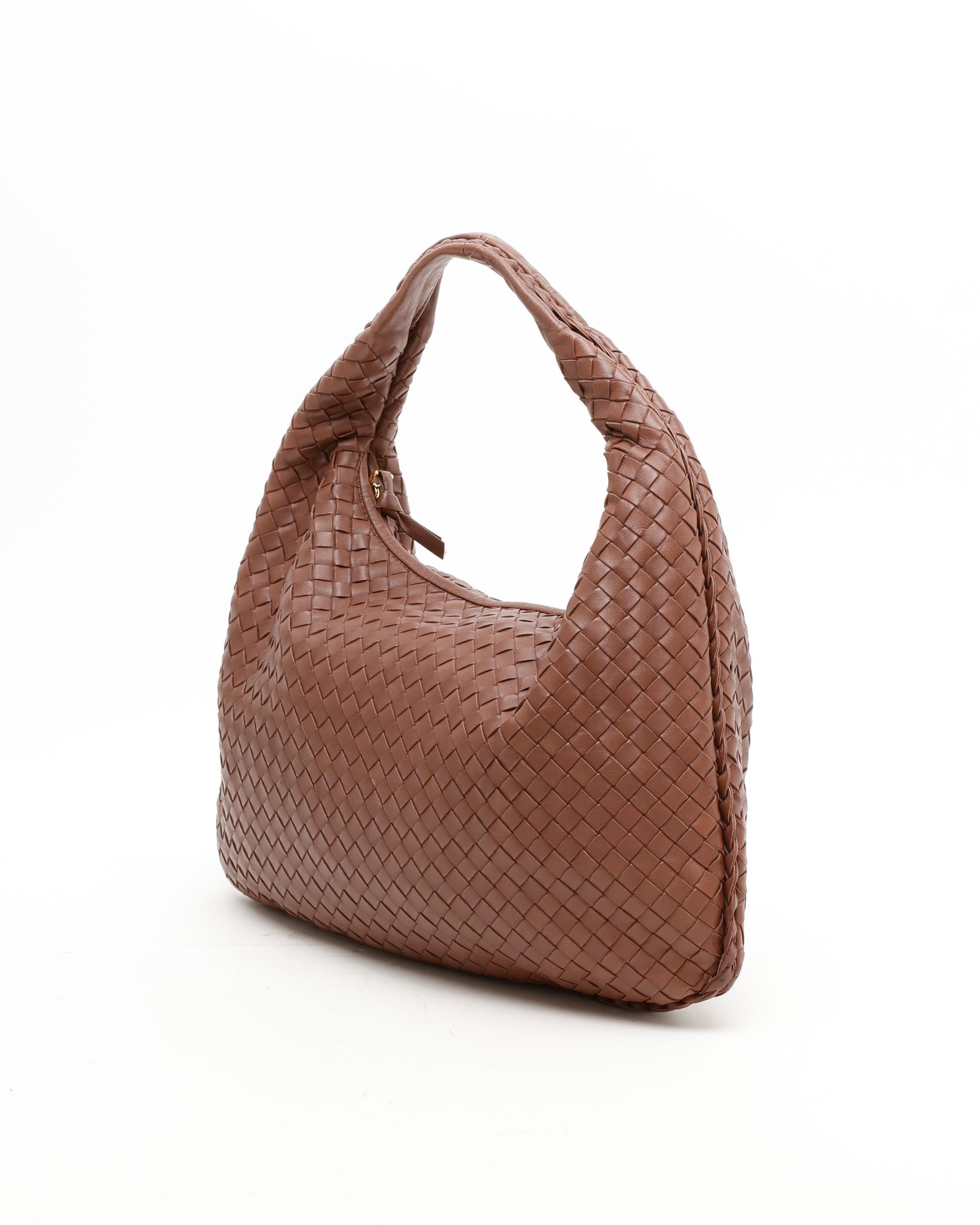 Bottega Veneta Intrecciato Medium Hobo Bag In Brown