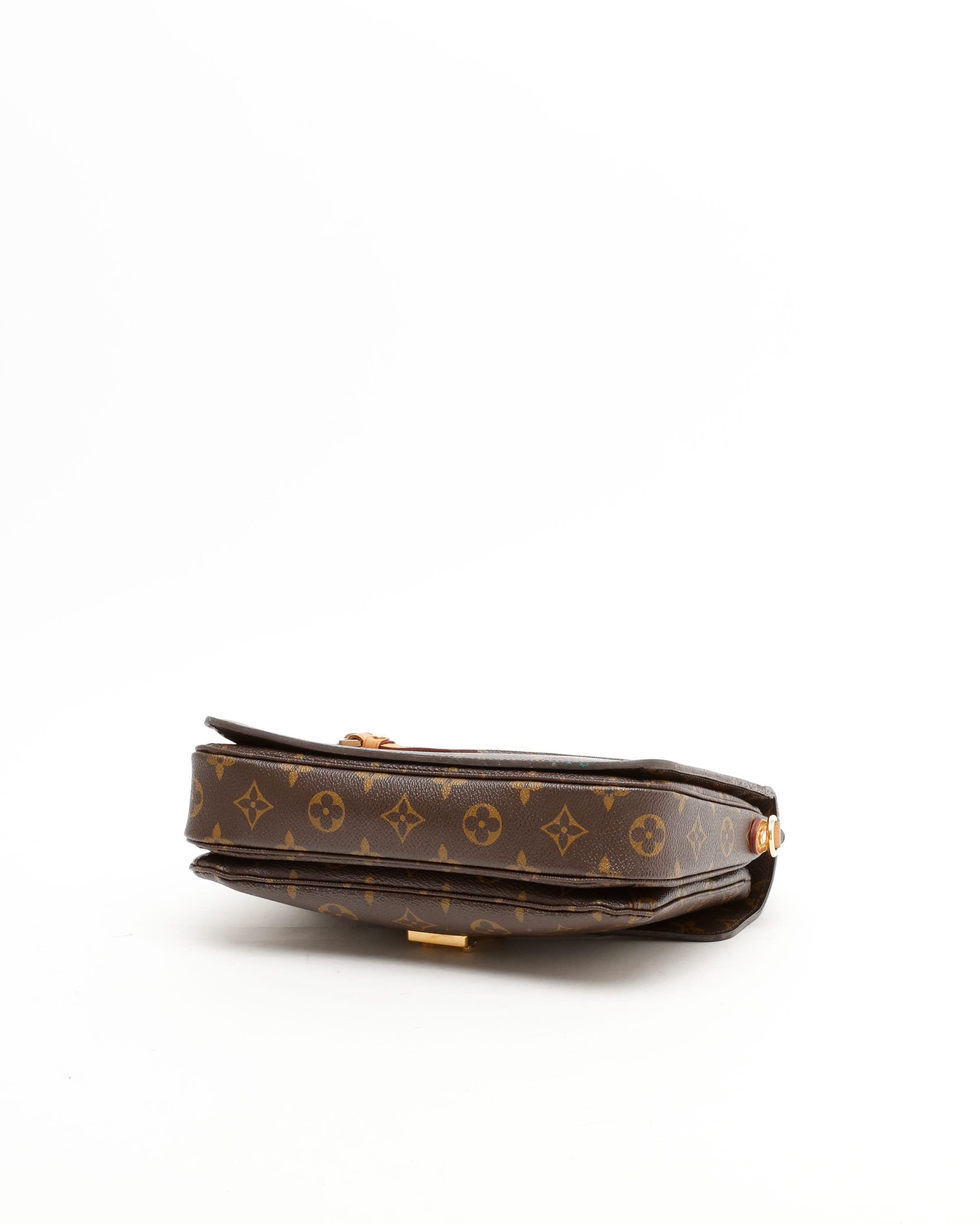 Pre-owned Louis Vuitton Monogram Pochette Metis Bag In Brown