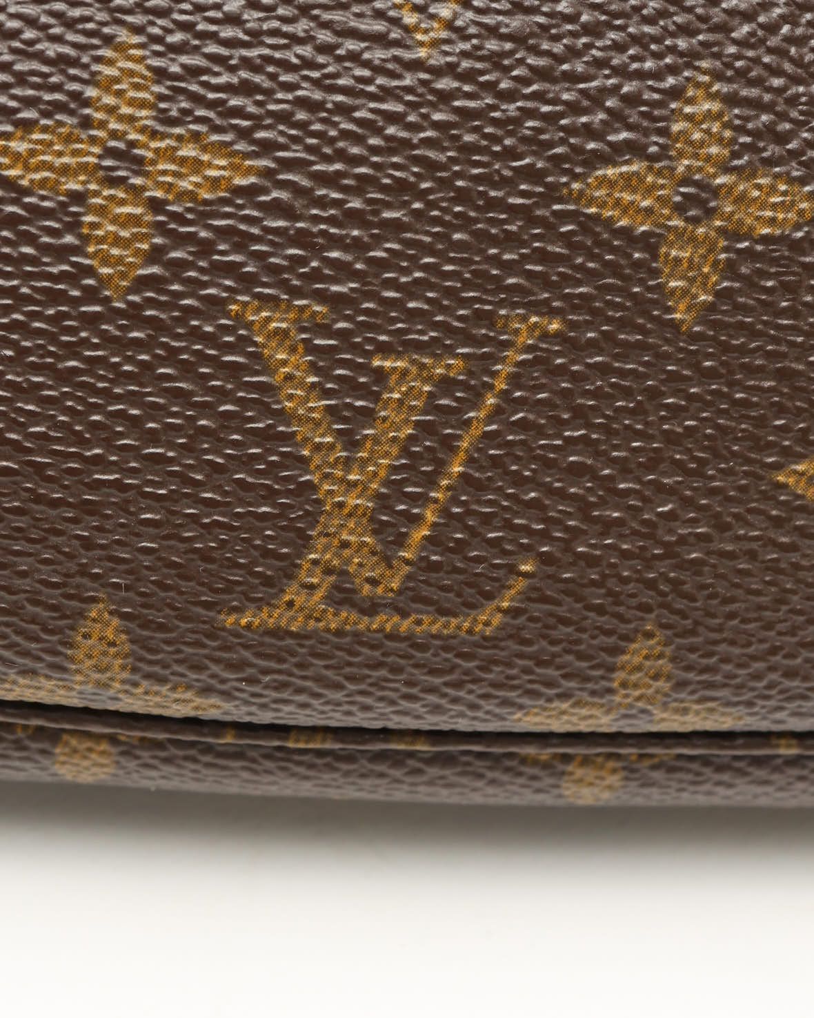 Pre-owned Louis Vuitton Monogram Pochette Accessoires Bag In Brown