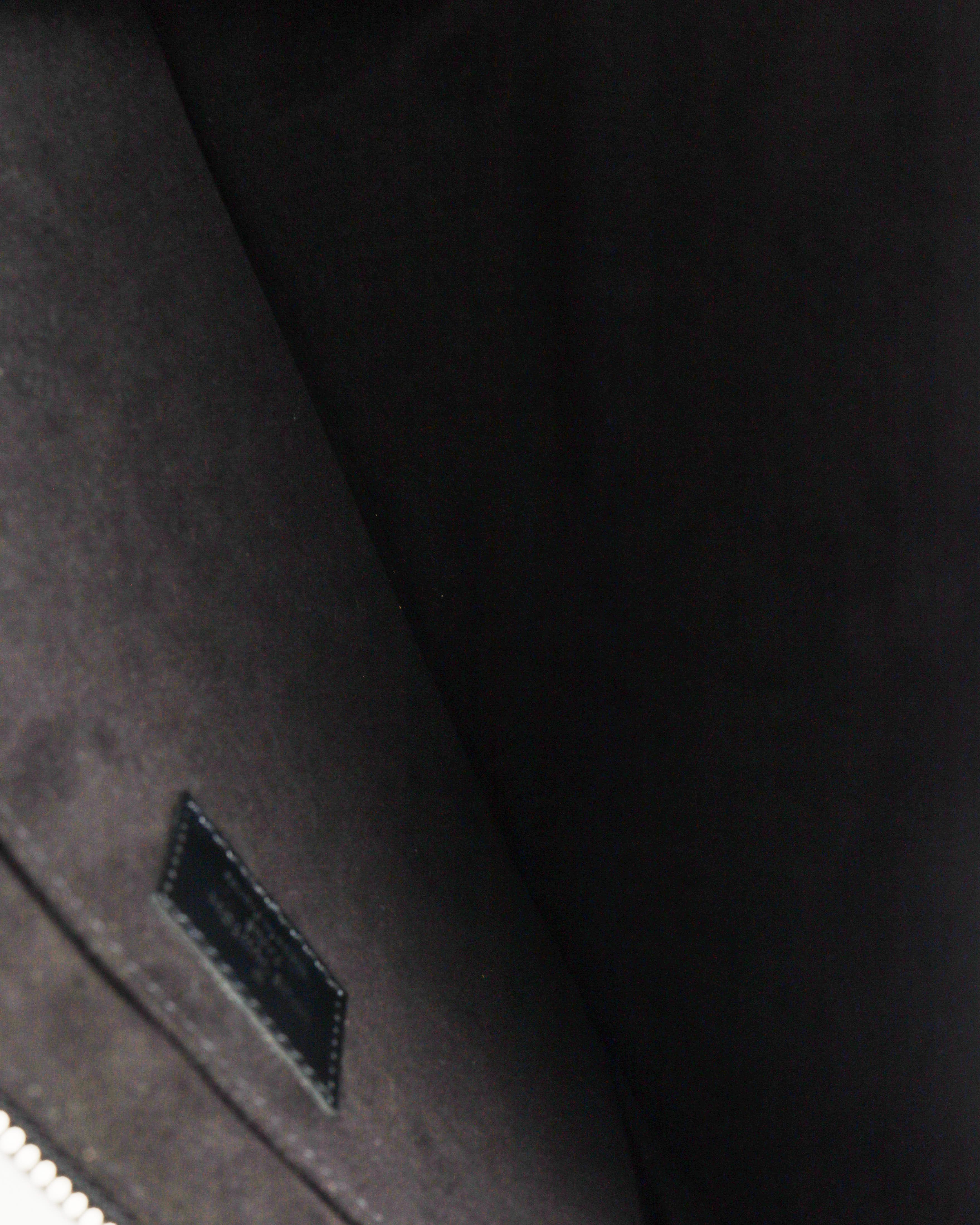 LOUIS VUITTON Pre-owned Epi Leather Pouch In Black