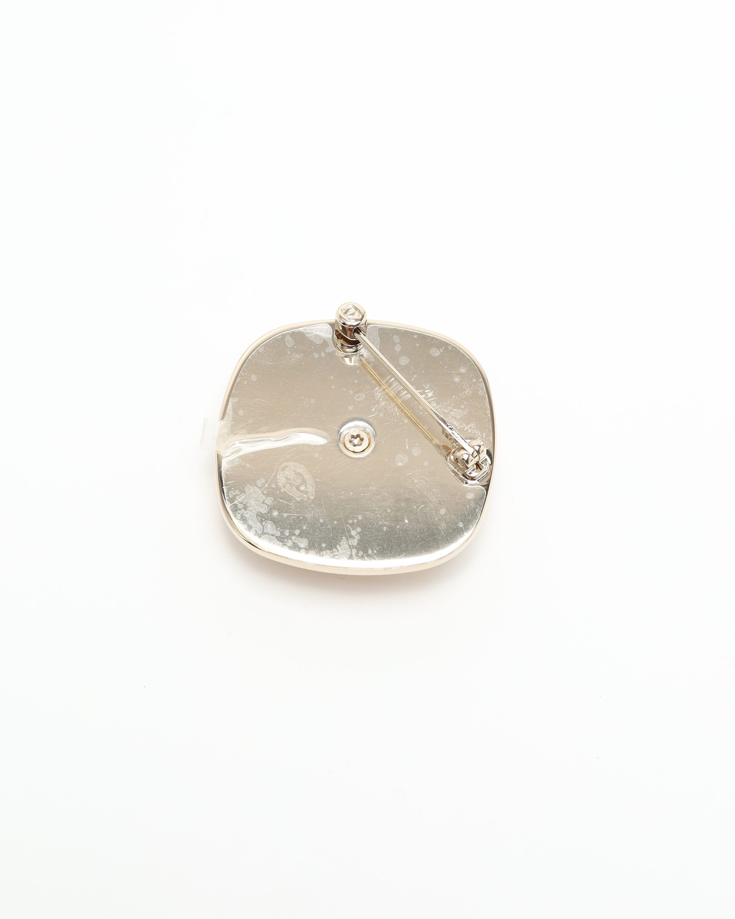 Pre-owned Chanel Pearl And Crystal Brooch In Multi
